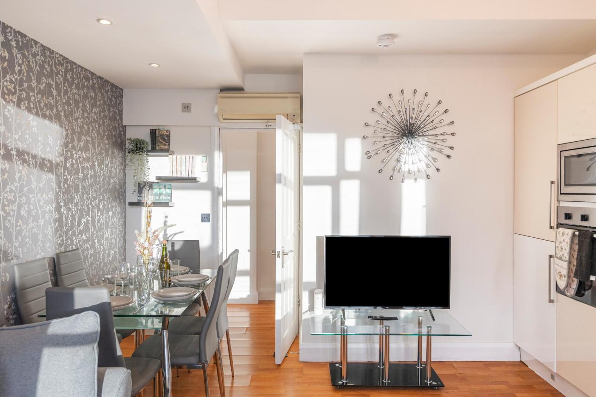 Central Located In City Of - Farringdon Station Apartment London