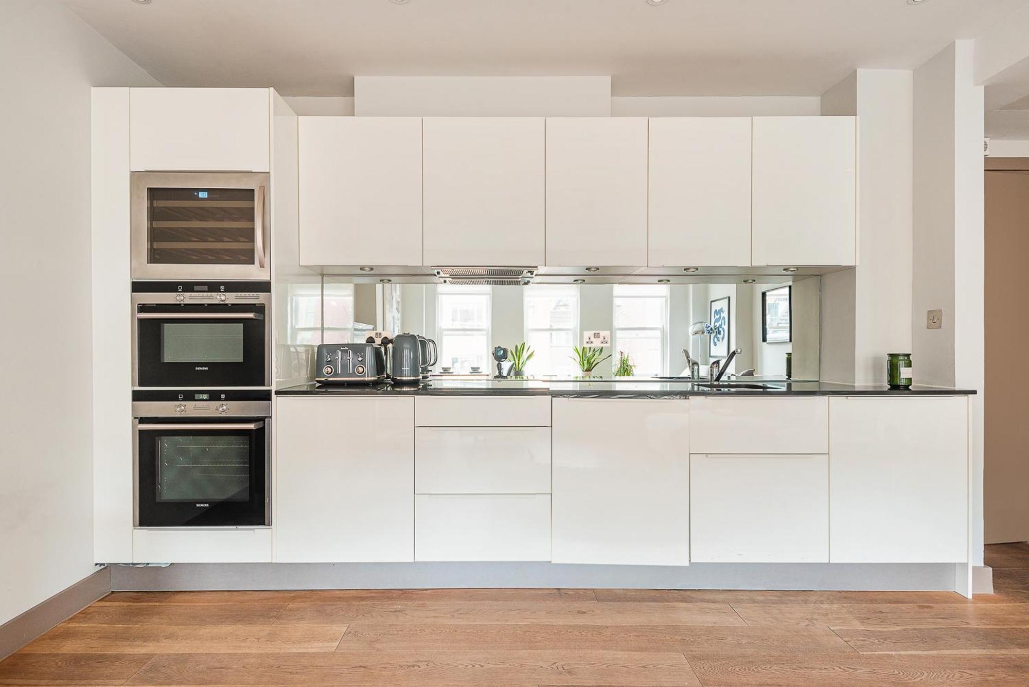 Arcore Premium Apartments: Mayfair Apartamento