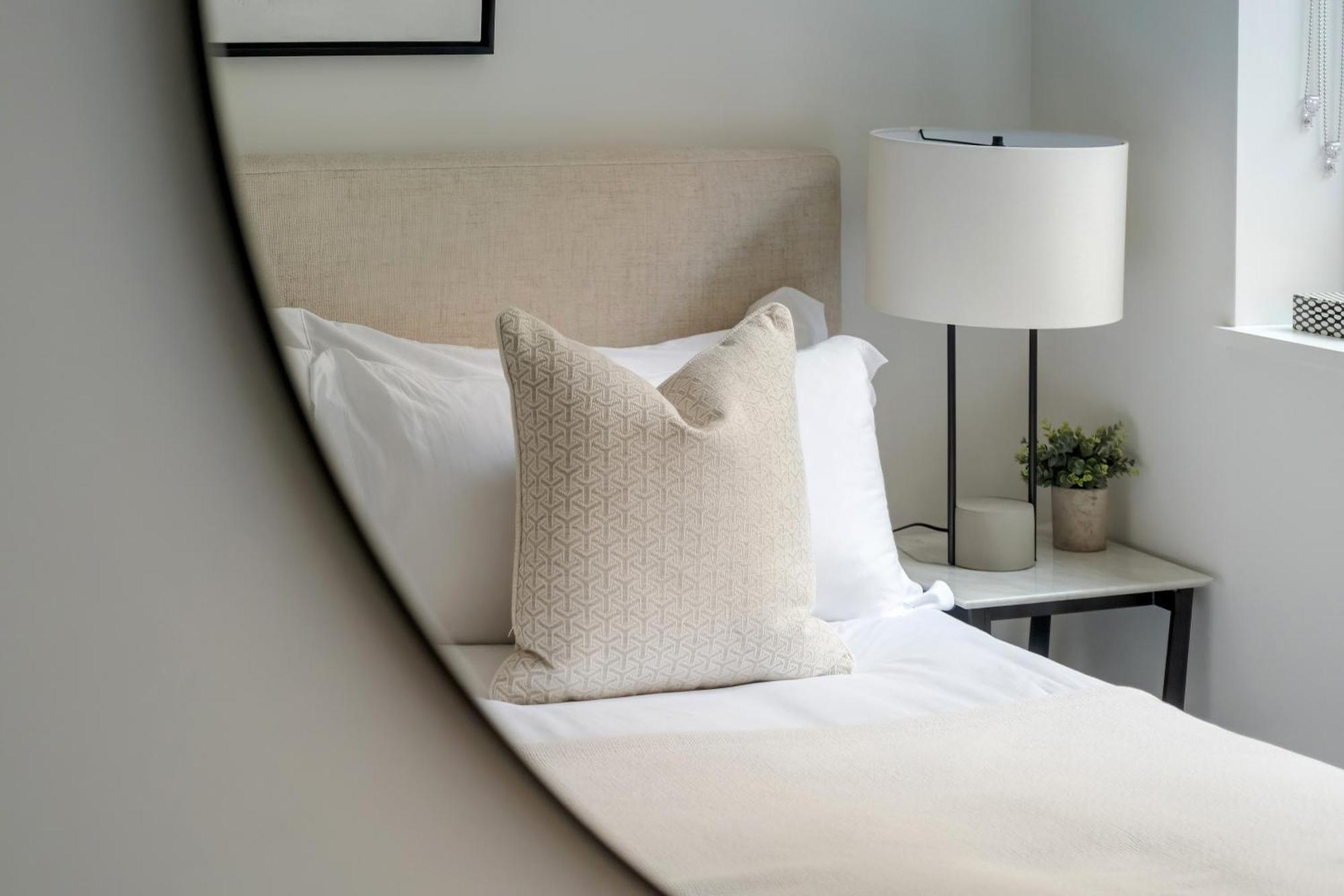 Luxury Mayfair Townhouse With Ac 3br 3ba Vakantiehuis *