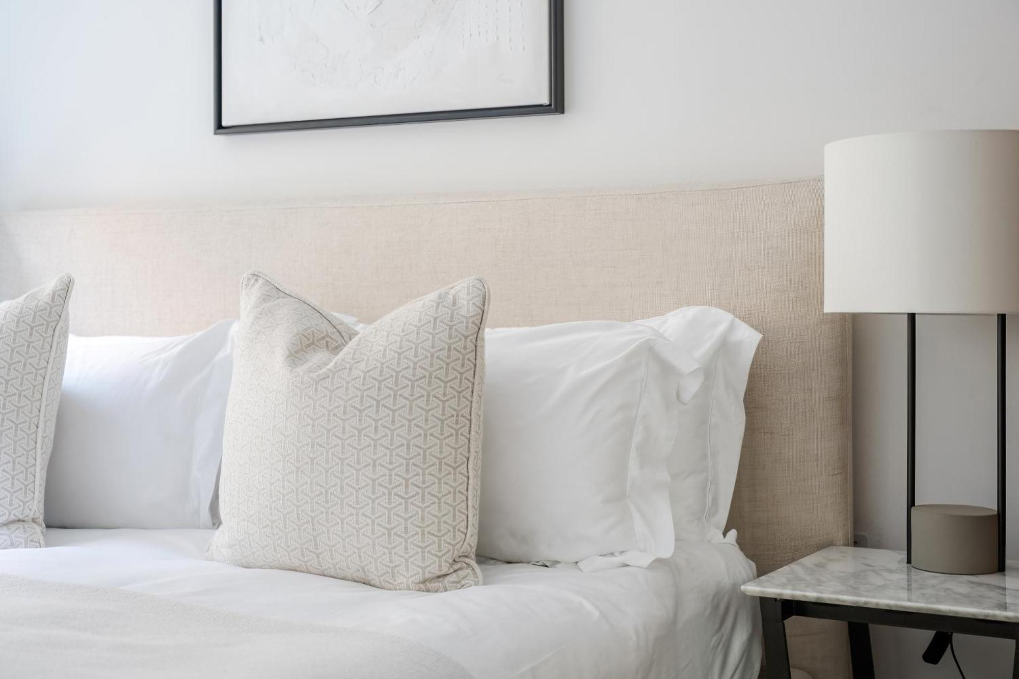 Luxury Mayfair Townhouse With Ac 3br 3ba Londen