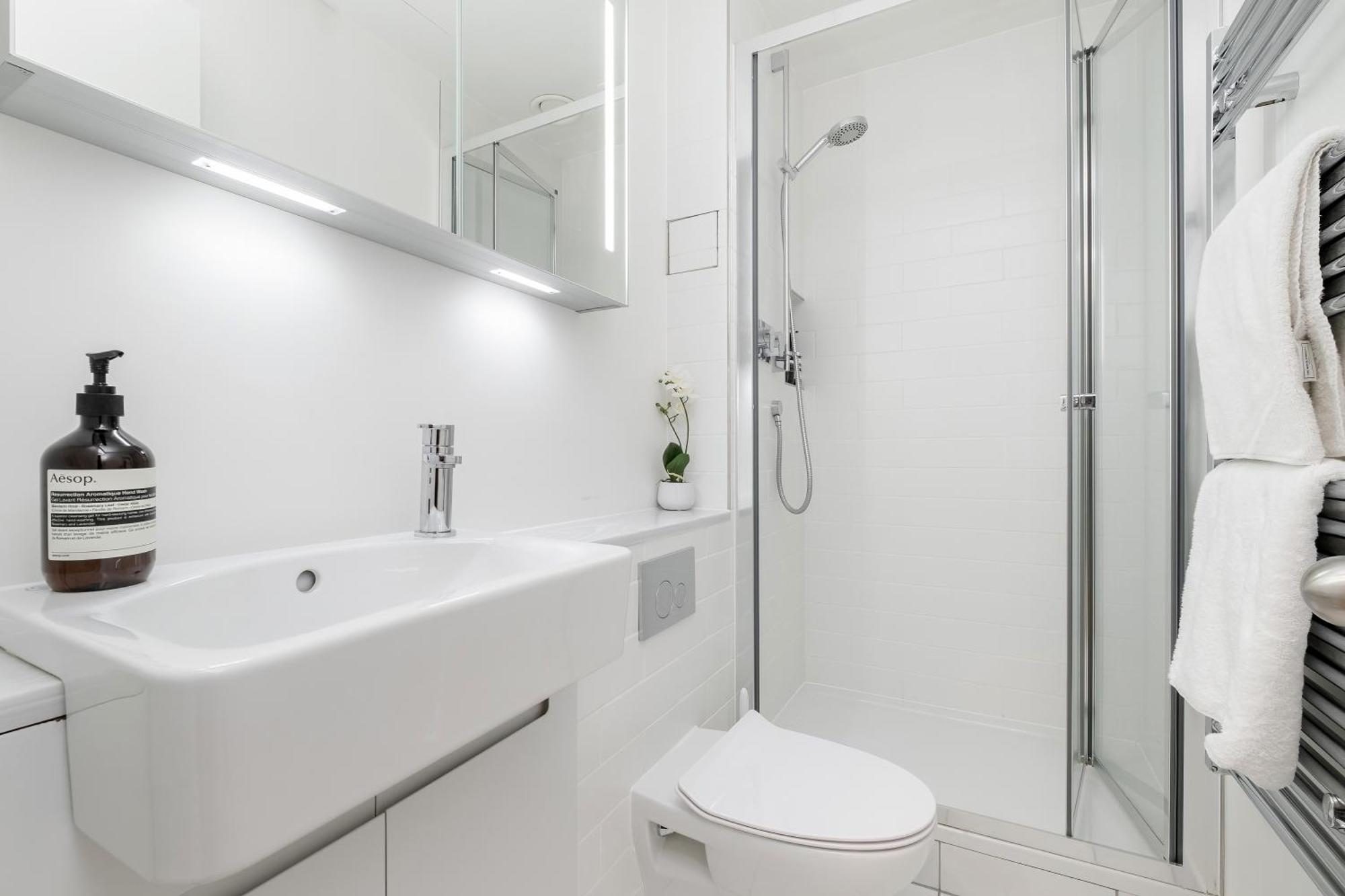 Luxury Mayfair Townhouse With Ac 3br 3ba Londen