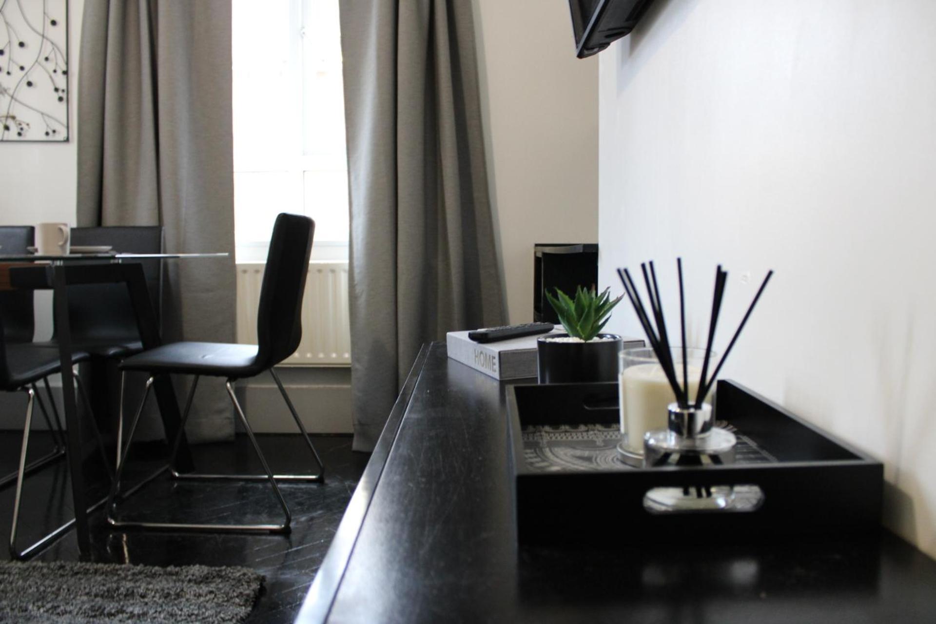 Clapham Common 3 Bed Apartamento *