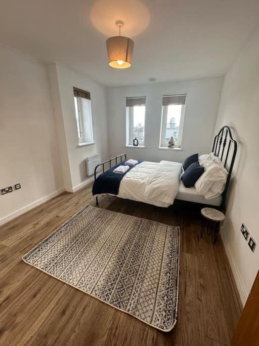 Apartment Stratford - Walk To Abba Voyage *
