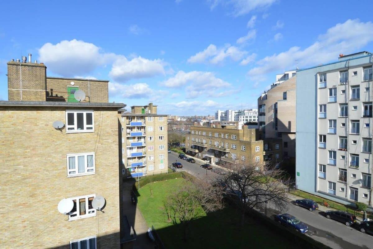 Camden Flat With Terrace For 4 People *