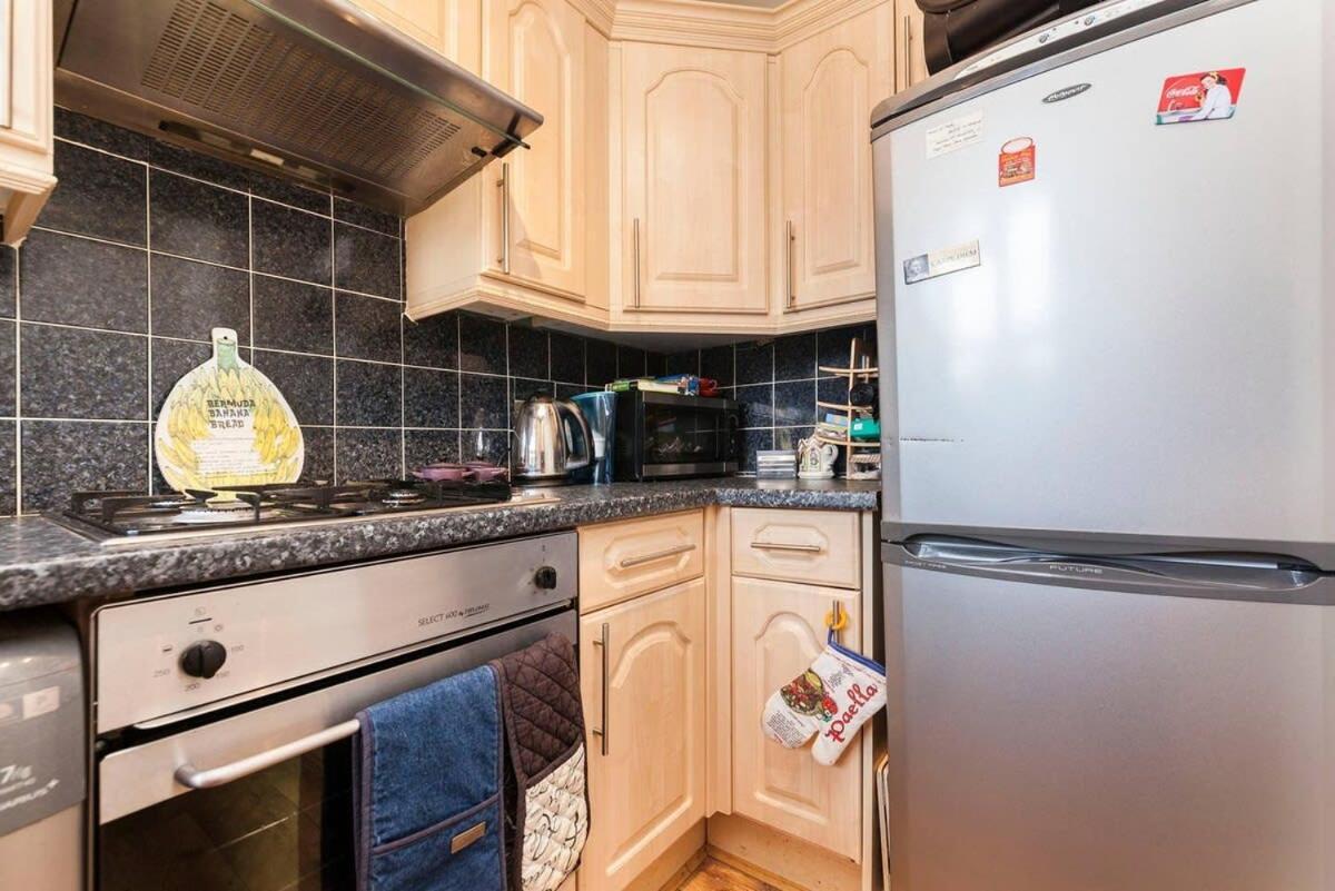 Apartment Camden Flat With Terrace For 4 People London