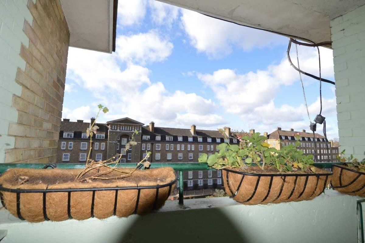 Camden Flat With Terrace For 4 People *