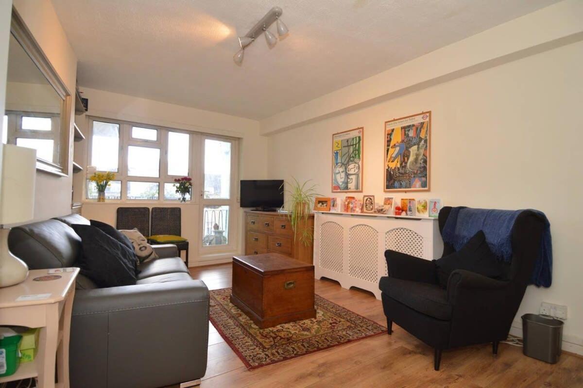 Apartment Camden Flat With Terrace For 4 People