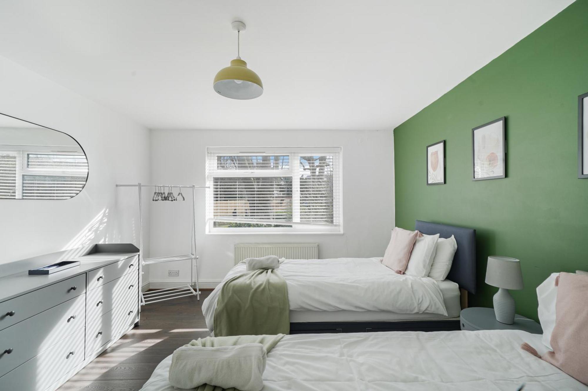 Vakantiehuis Stylish 3 Bedroom House Close To Streatham Hill Station Londen