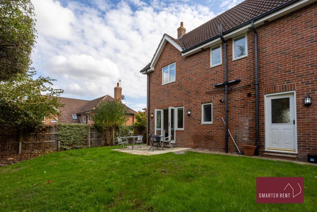 Holiday home Wimbledon - Driveway Parking Garden 4Bed