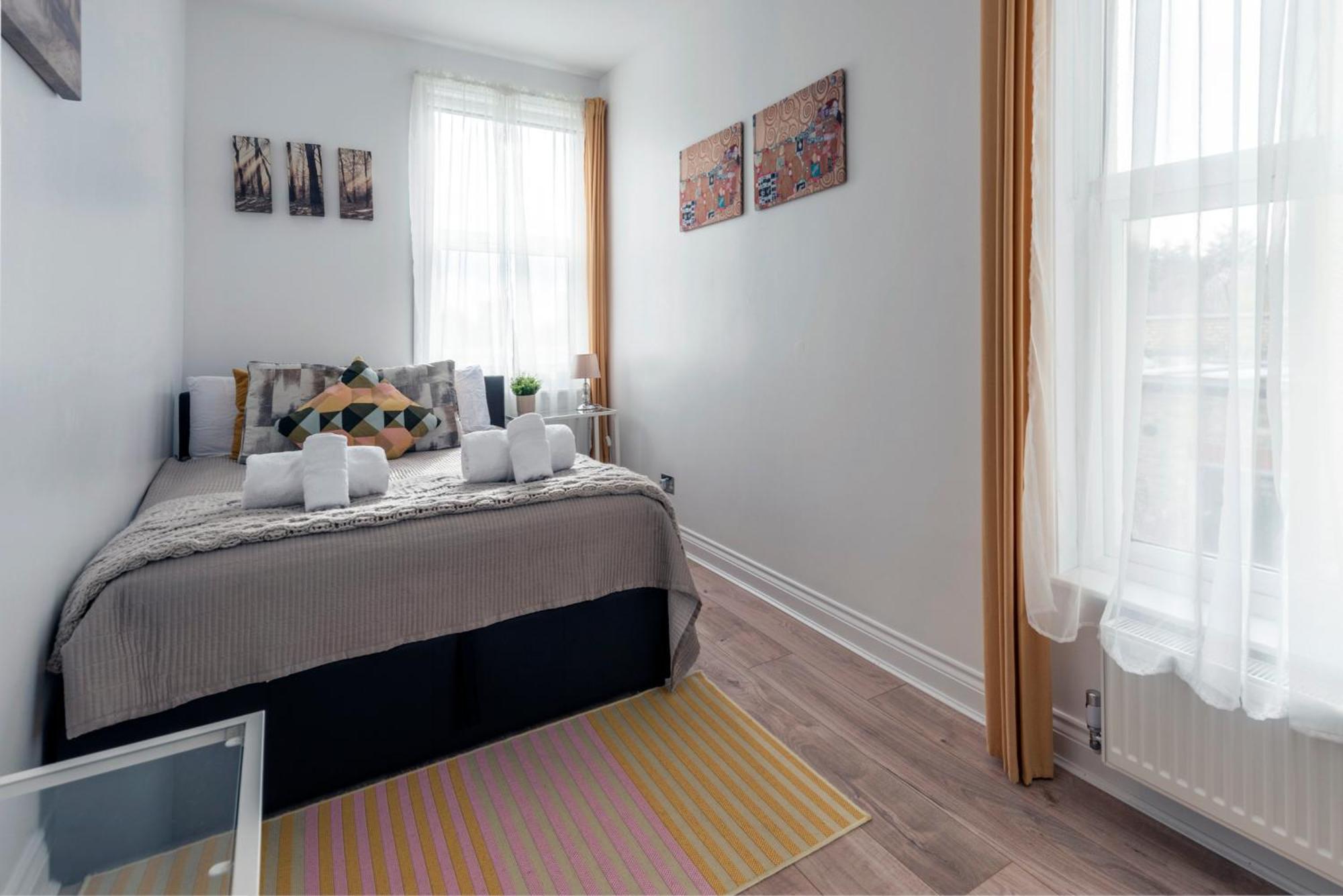Woodside Gardens Luxury Near Alexandra Palace, Tottenham Stadium & Drumsheds * London