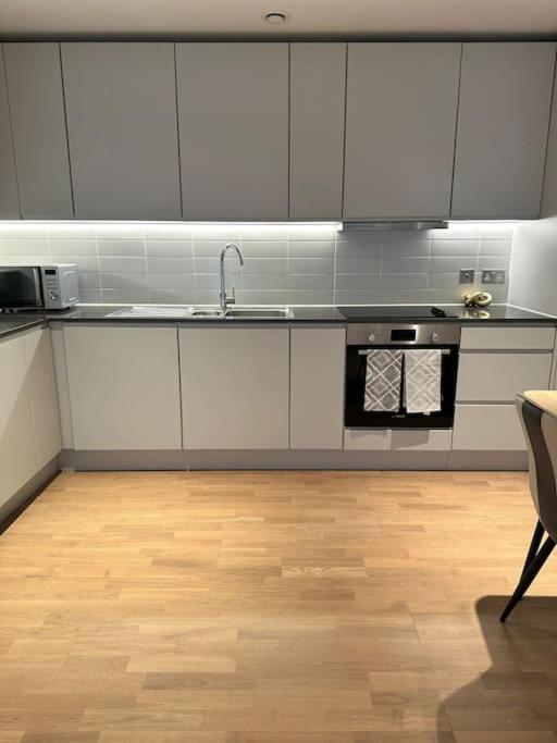 Apartamento Stylist 2 Bedroom In *