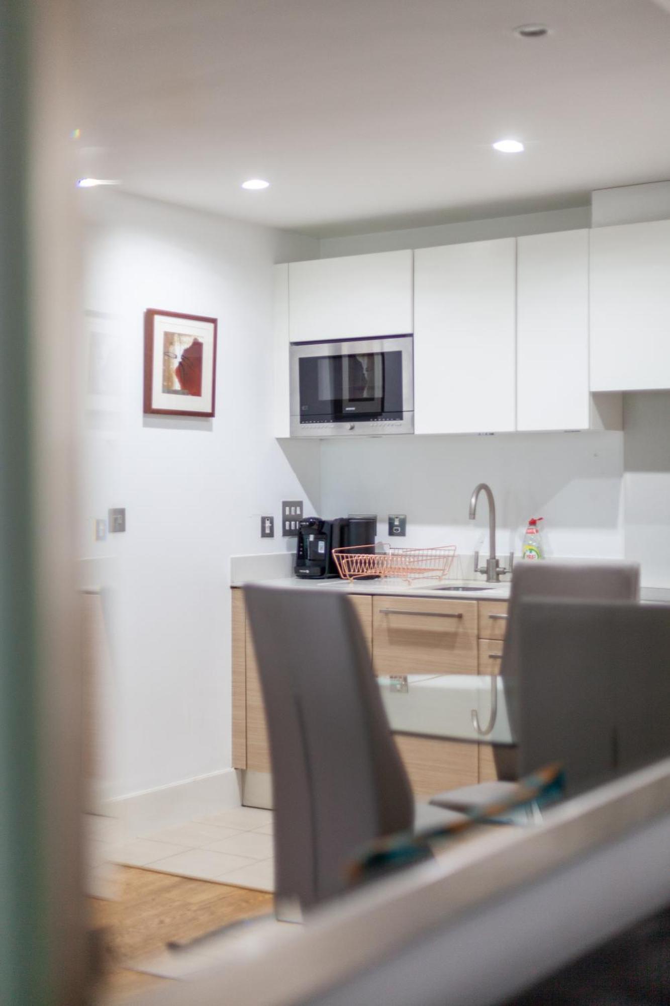 St Georges' Terrace Apartment