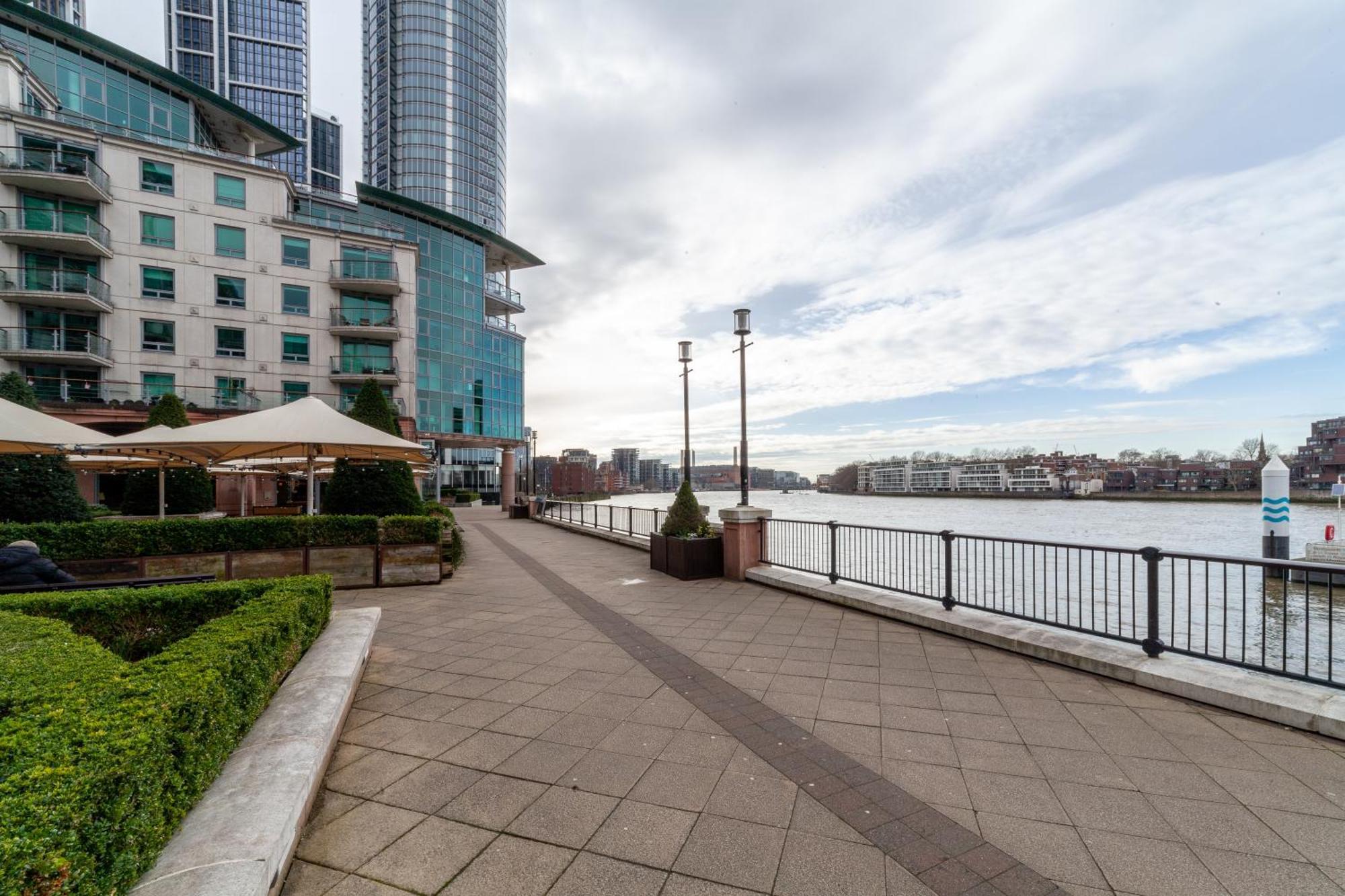 St Georges' Terrace Apartment