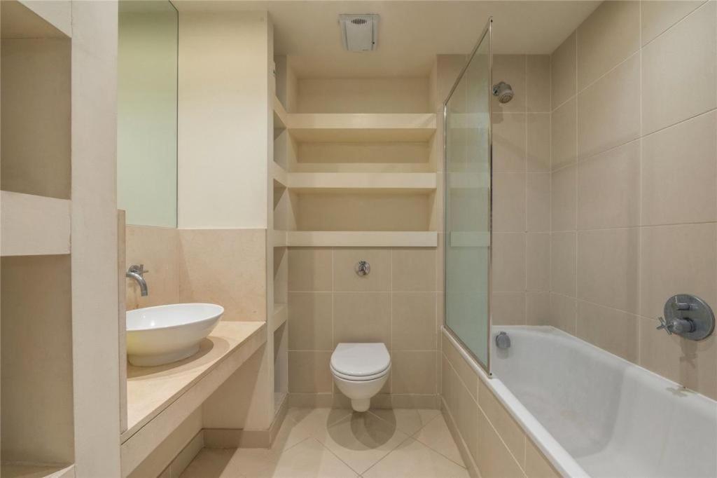 Penthouse Canary Wharf - Free Wifi London