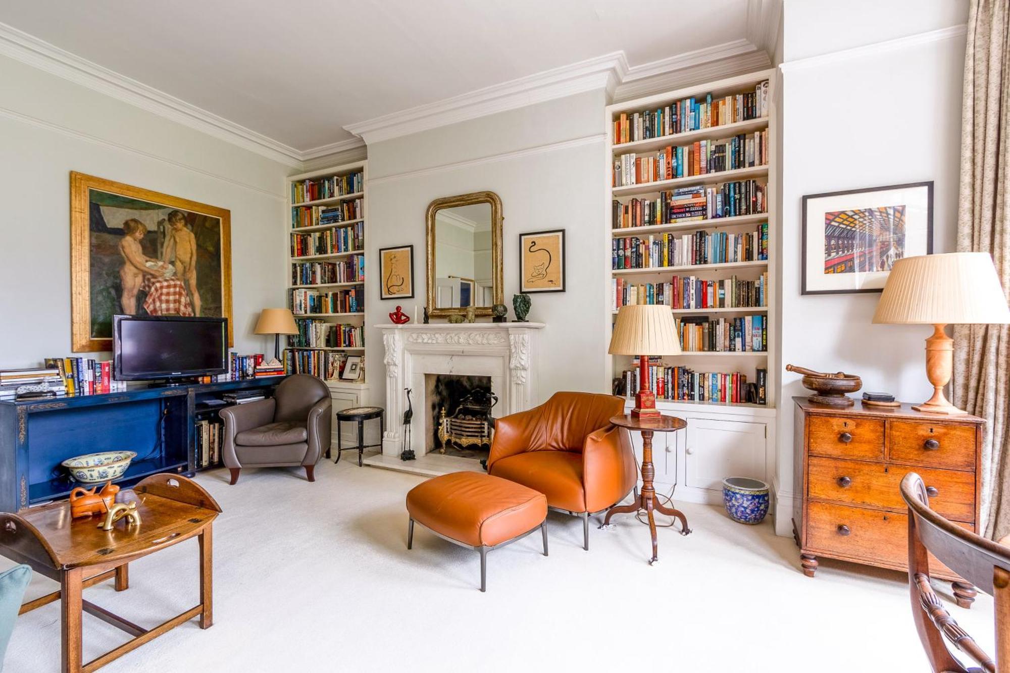 Beautiful And Spacious Kensington Flat