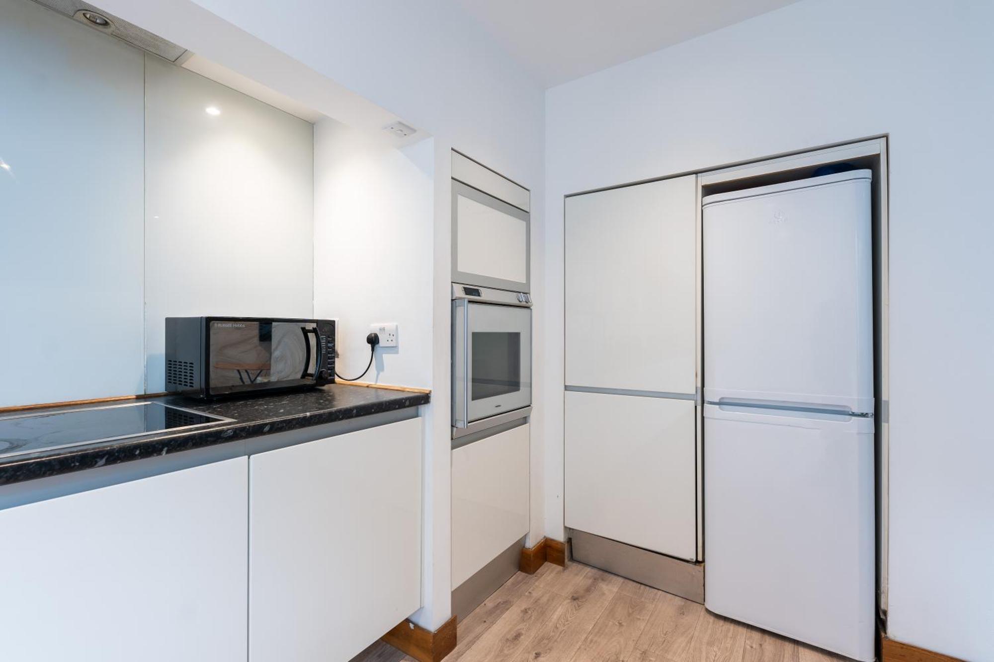 Luxury 2 Bedroom Flat In Bell Street Appartement Londen