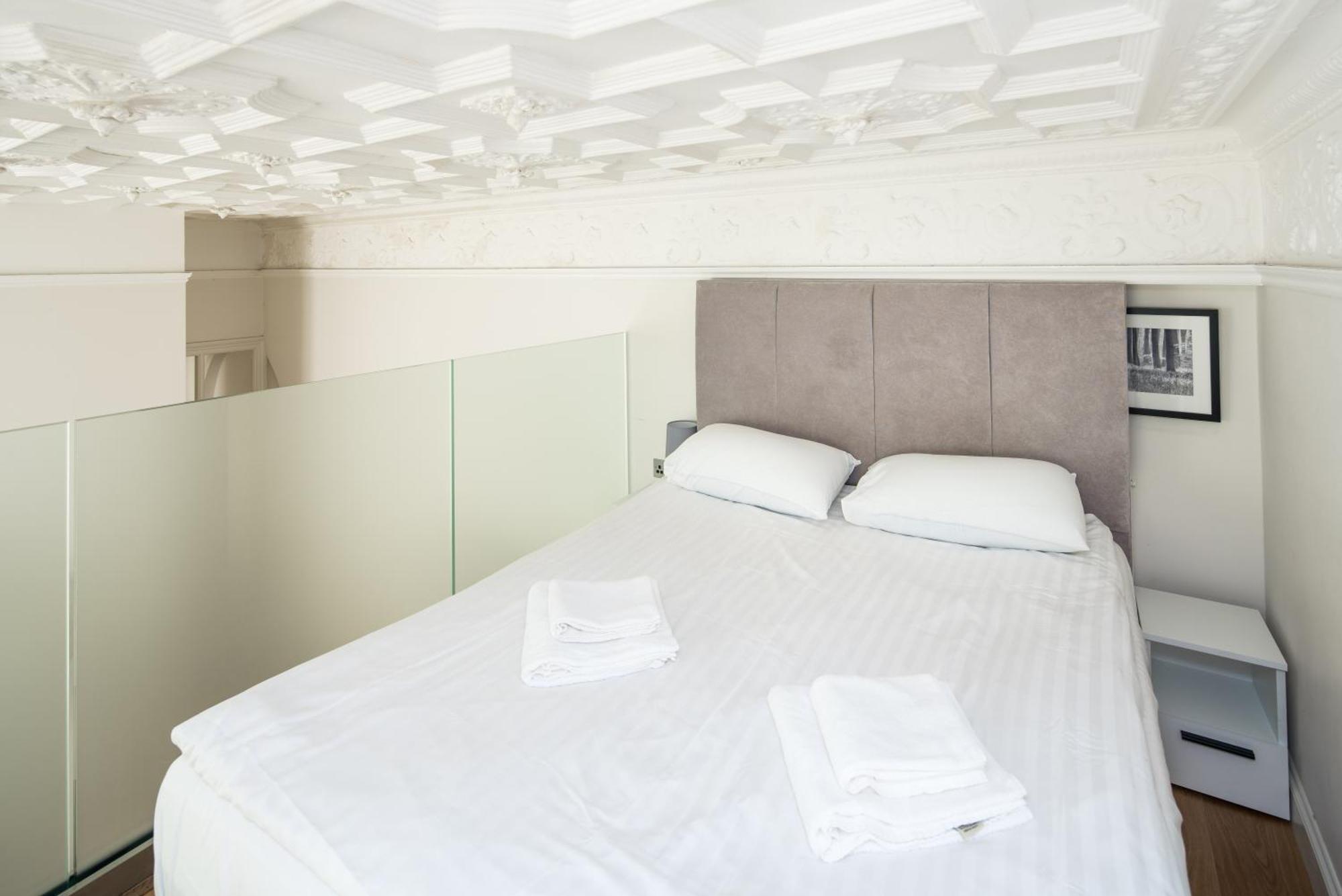 Kensington Arte Casa Apartment