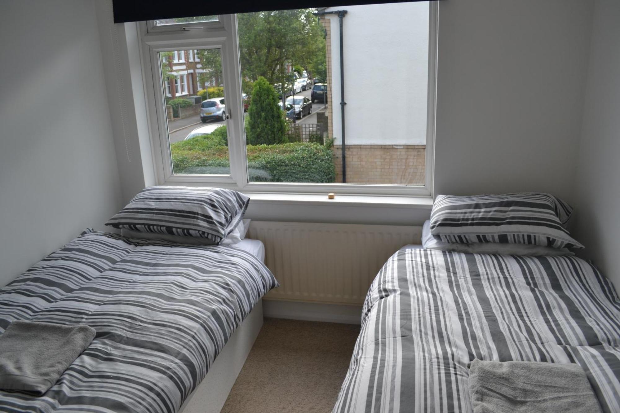 3 Bedroom House Wimbledon Сasa de vacaciones *