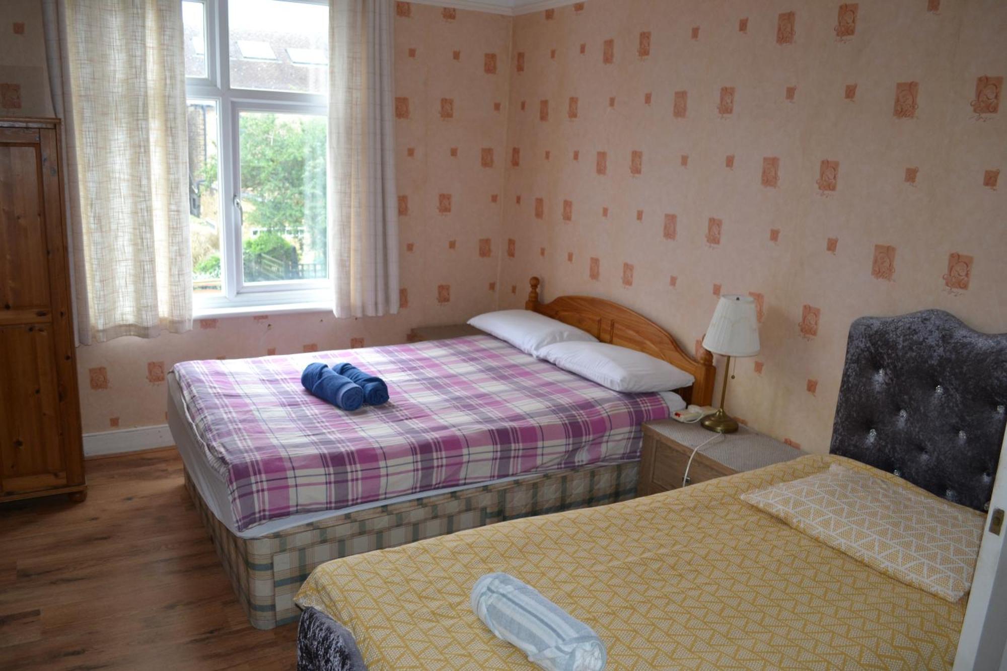 3 Bedroom - Ealing *