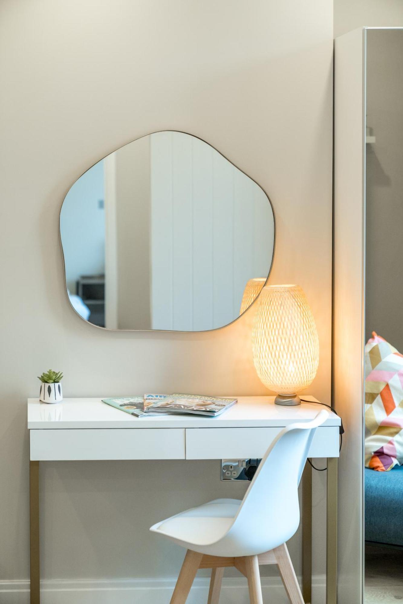 Tabard House Bridge In Of Apartment London