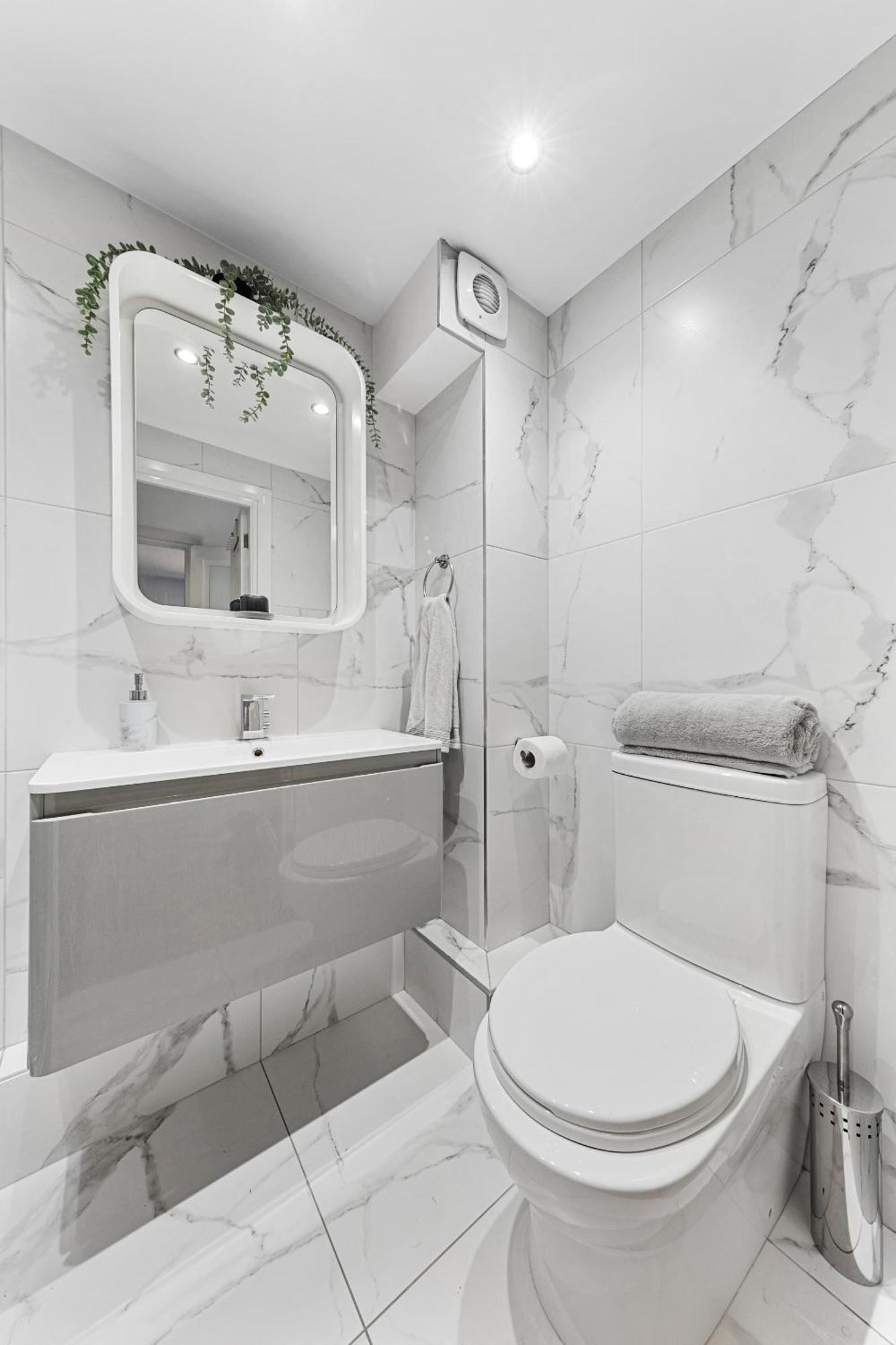 Luxury, Relaxing Apartment! 2 Mins From Paddington Station! Leilighet *