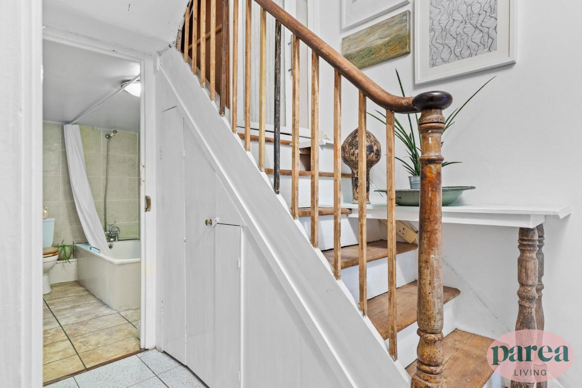 Parea Living - Cosy 1-bed Artistic Flat At Newington Leilighet *