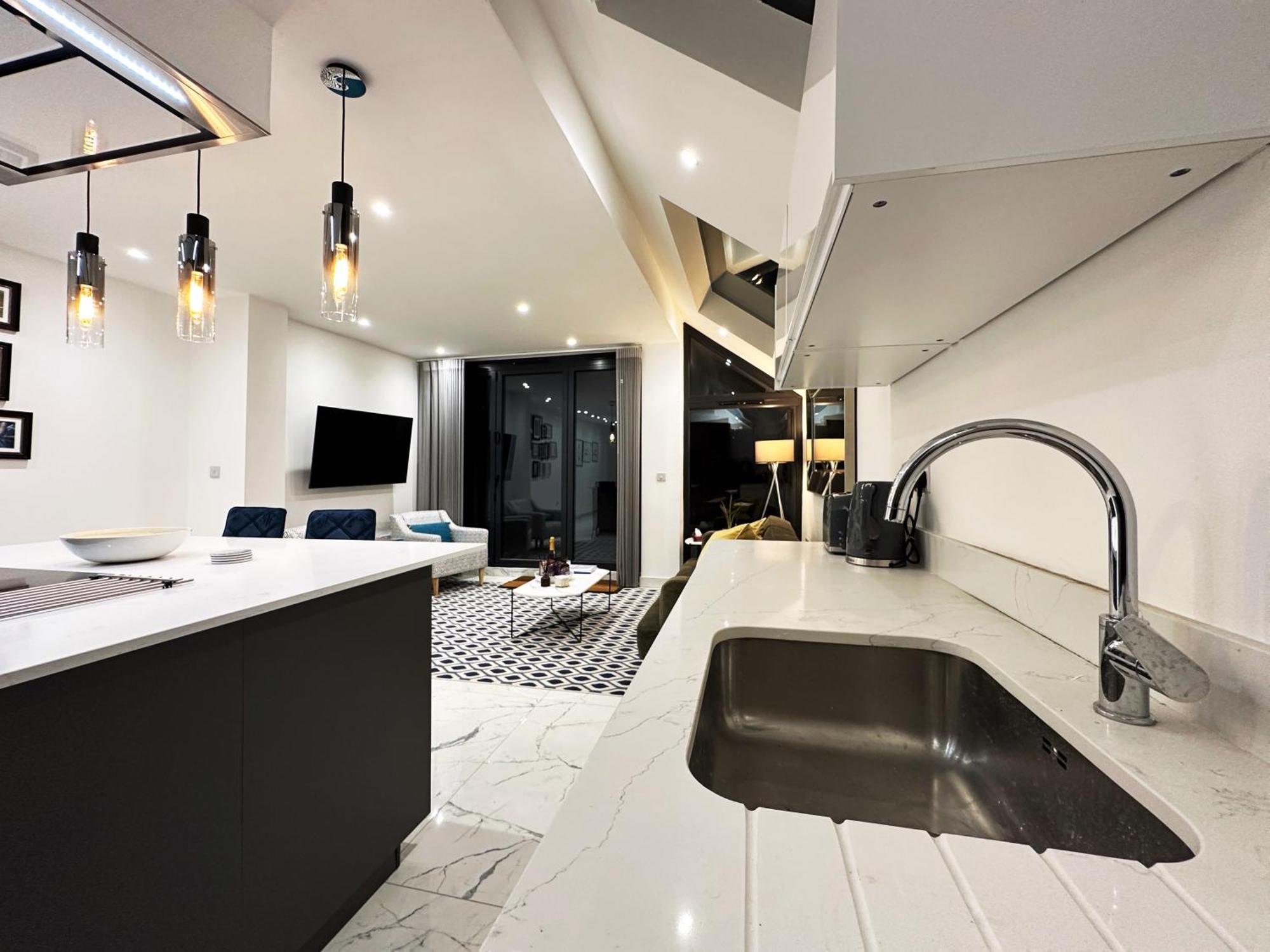Nancy's Place In Notting Hill - 2 Double Beds, Ideal For Families Appartement