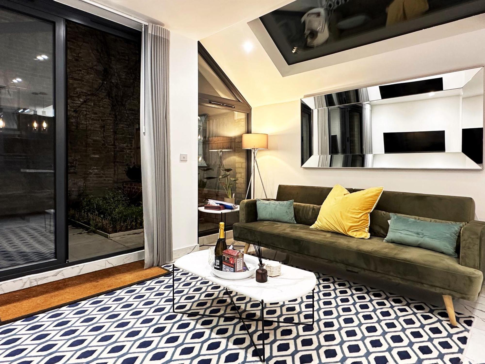 Nancy's Place In Notting Hill - 2 Double Beds, Ideal For Families Appartement Londen