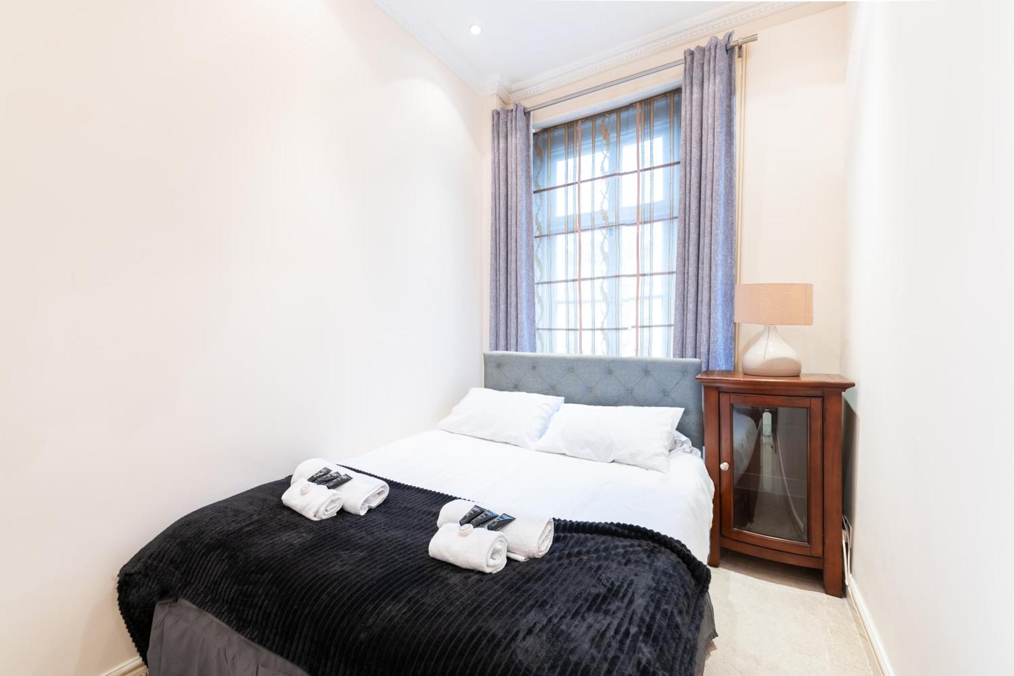 Apartment Luxury 4 Bedroom Flat In Sussex Gardens London