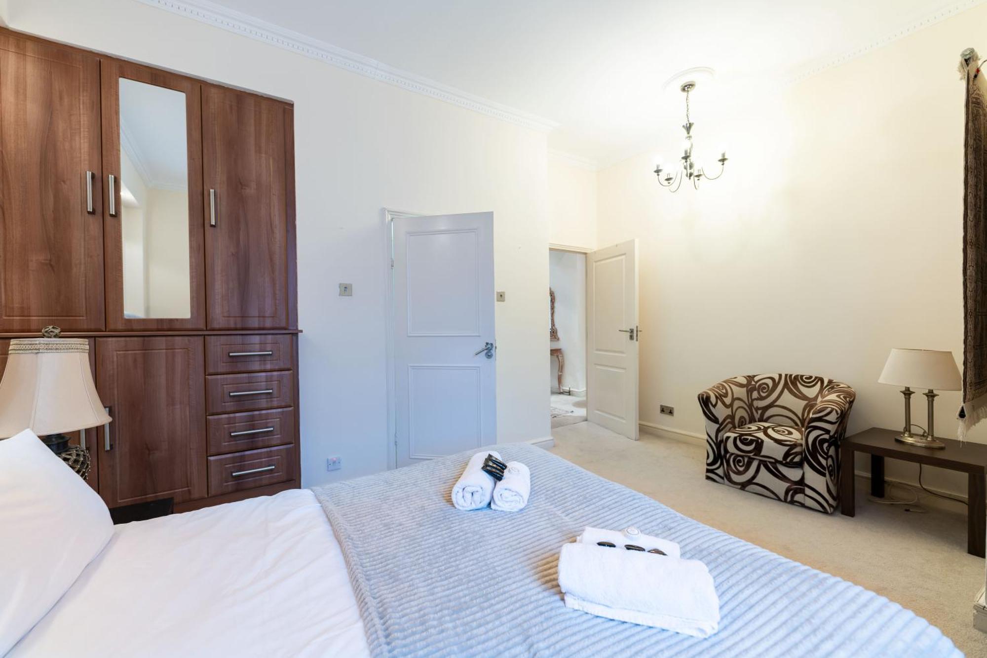 Apartment Luxury 4 Bedroom Flat In Sussex Gardens