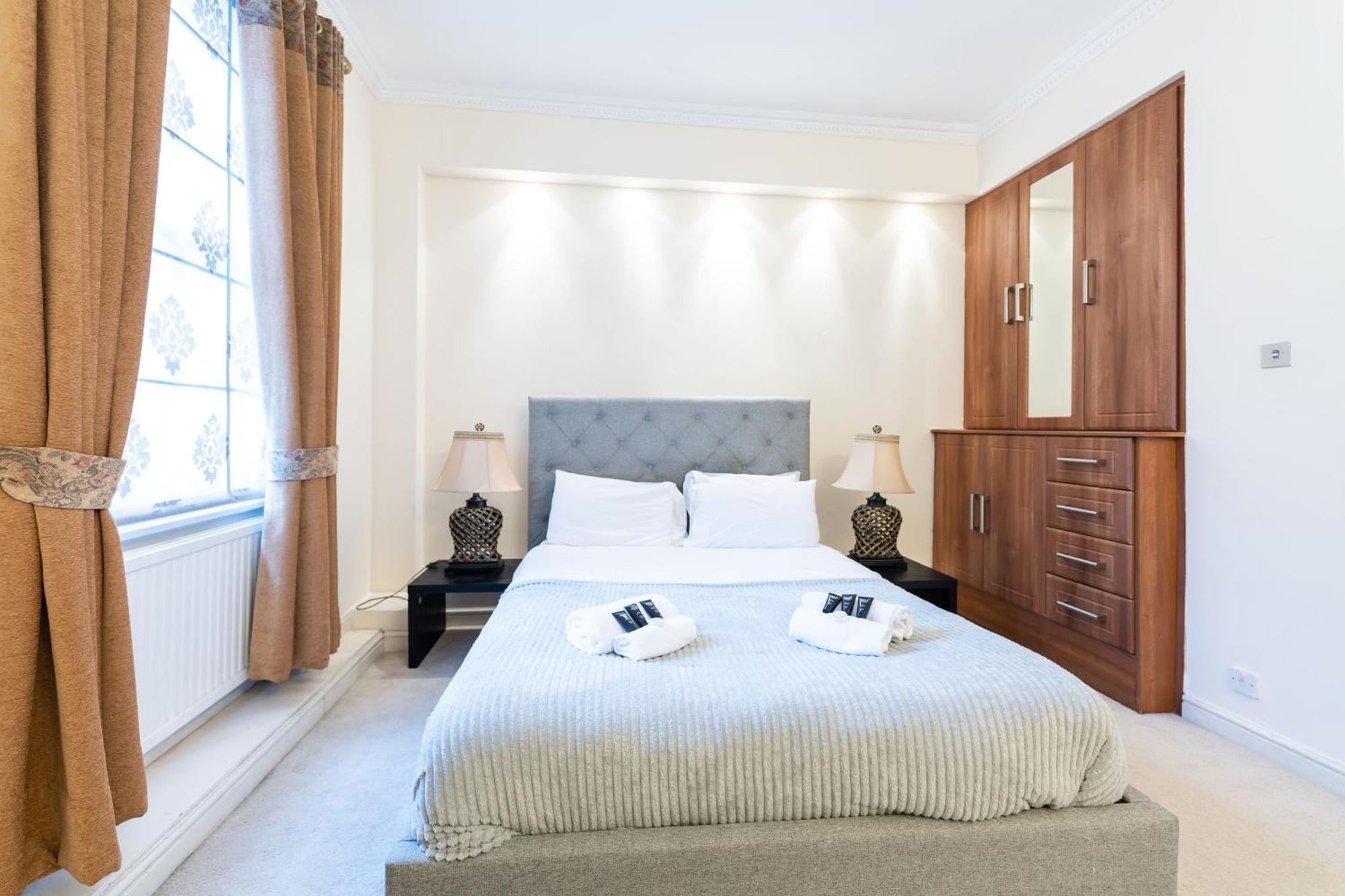 Apartment Luxury 4 Bedroom Flat In Sussex Gardens