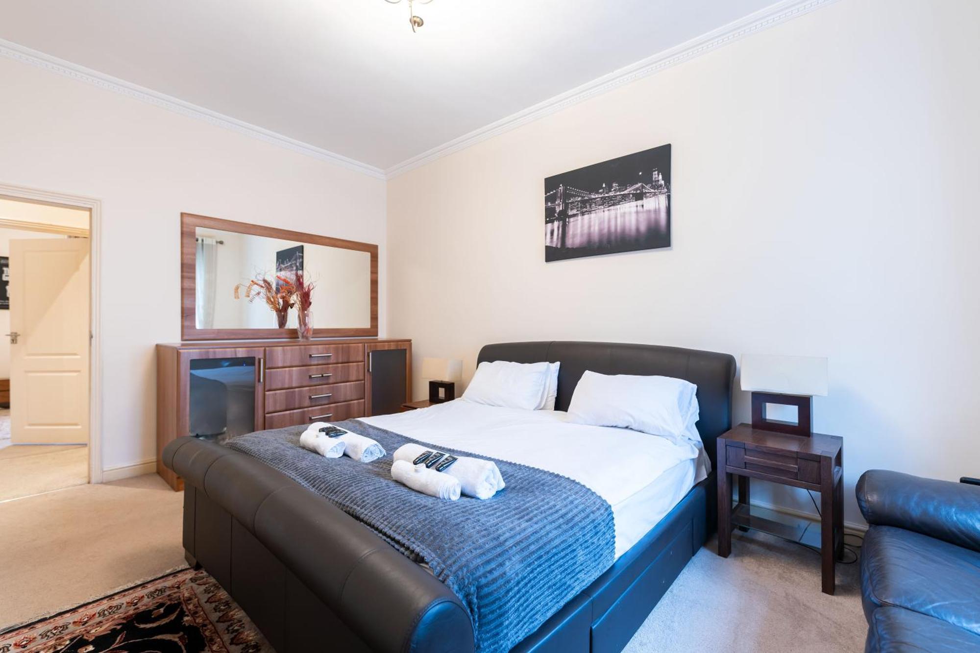 Apartment Luxury 4 Bedroom Flat In Sussex Gardens London