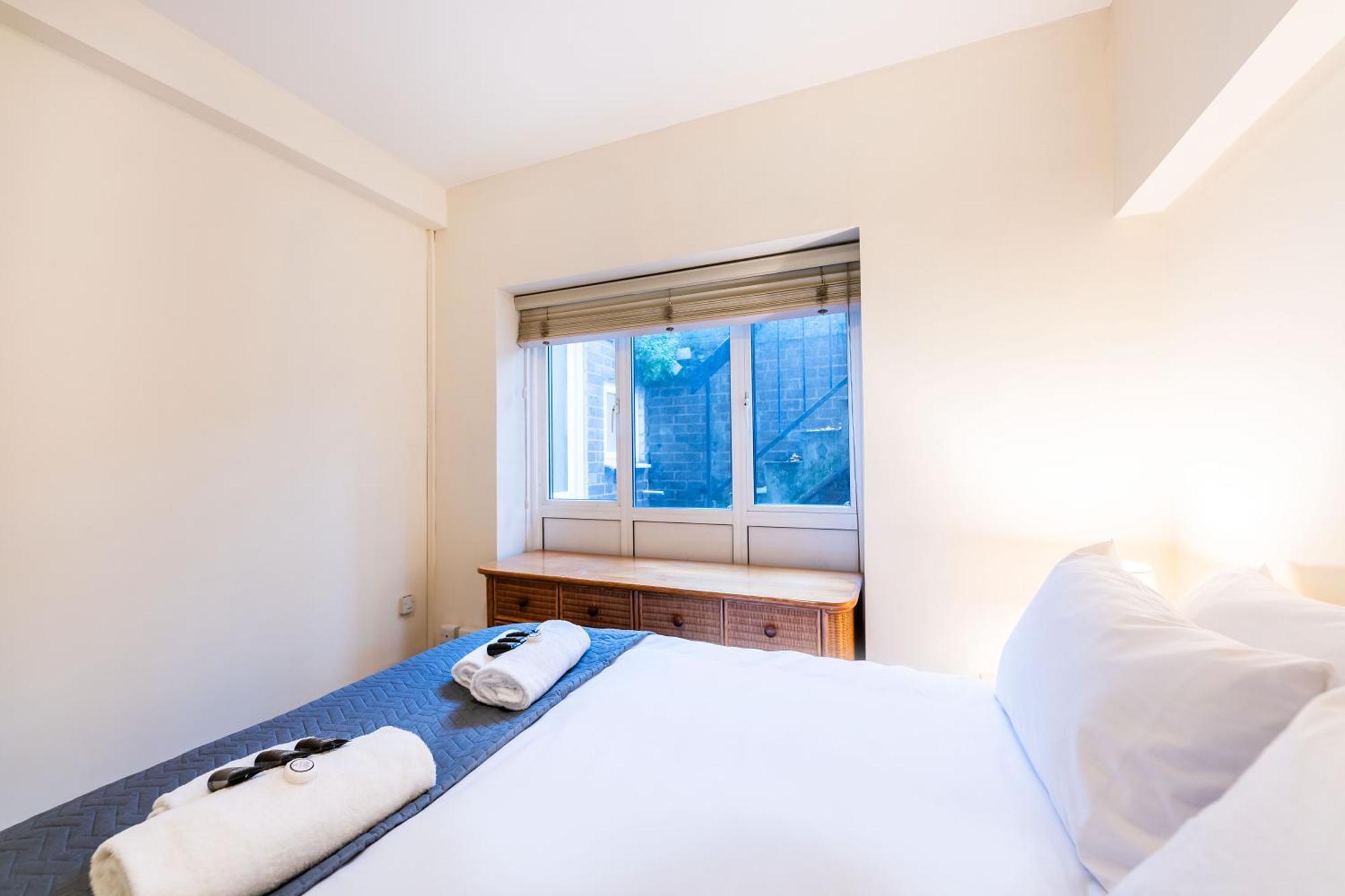 Apartment Luxury 6 Bedroom House In Southwick Street London