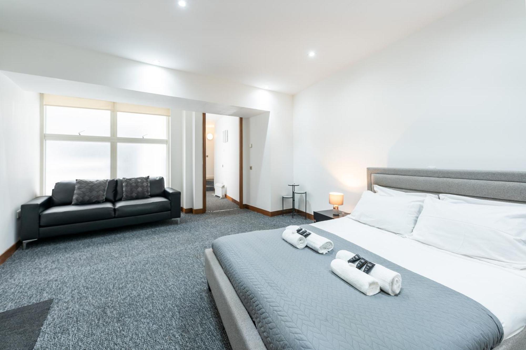 Luxury 2 Bedroom Flat In Bell Street Londen