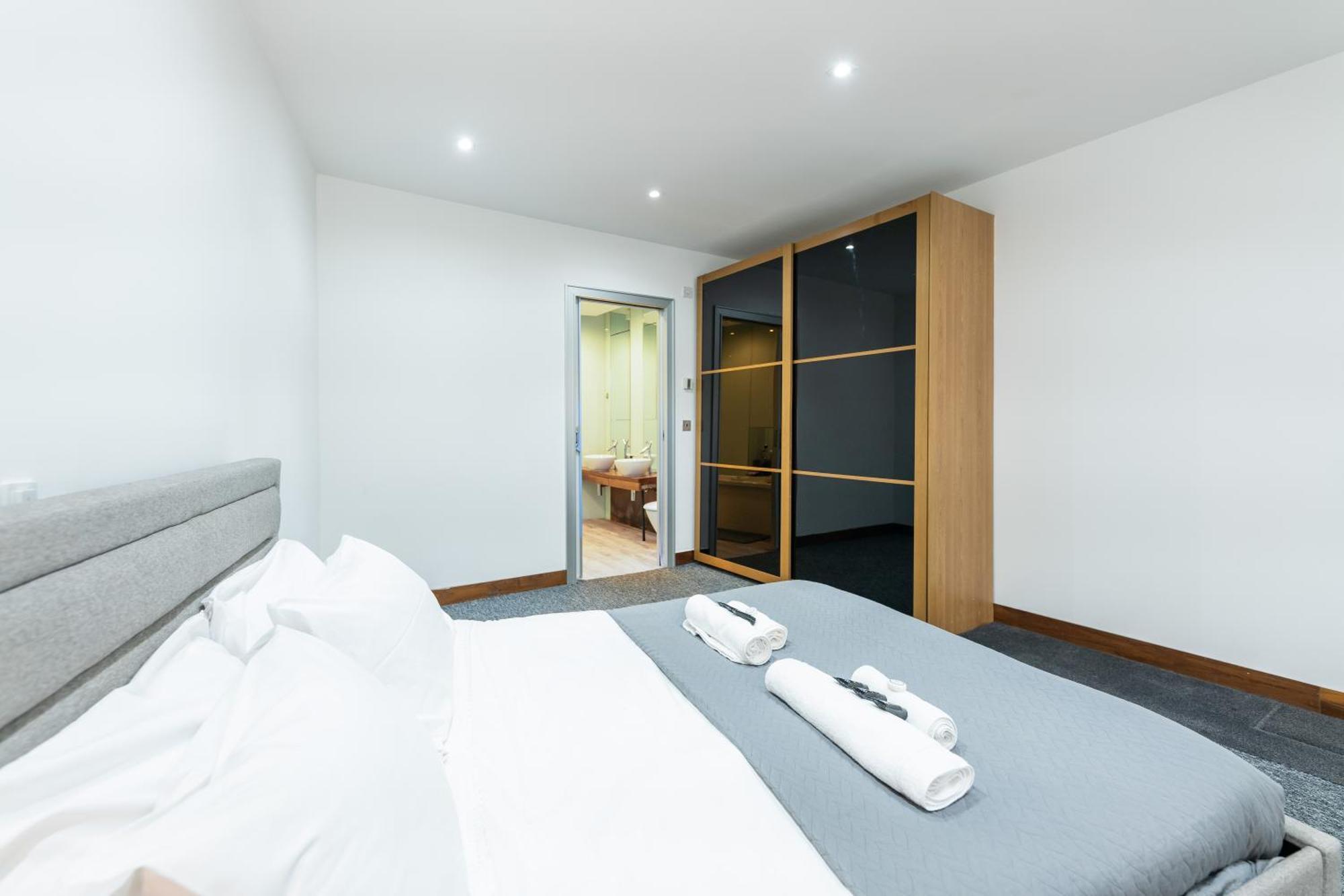 Luxury 2 Bedroom Flat In Bell Street * Londen