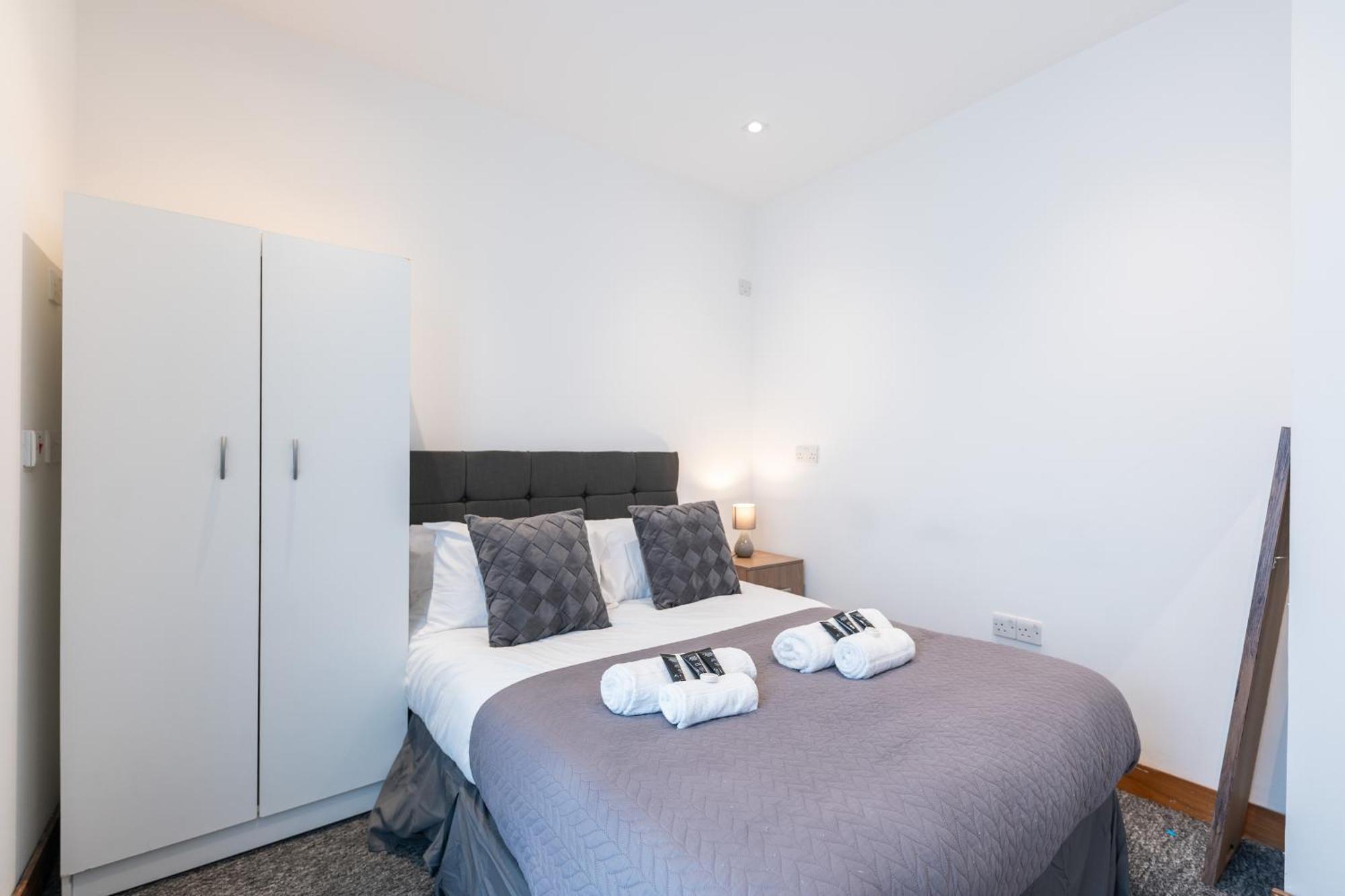 Luxury 2 Bedroom Flat In Bell Street * Londen
