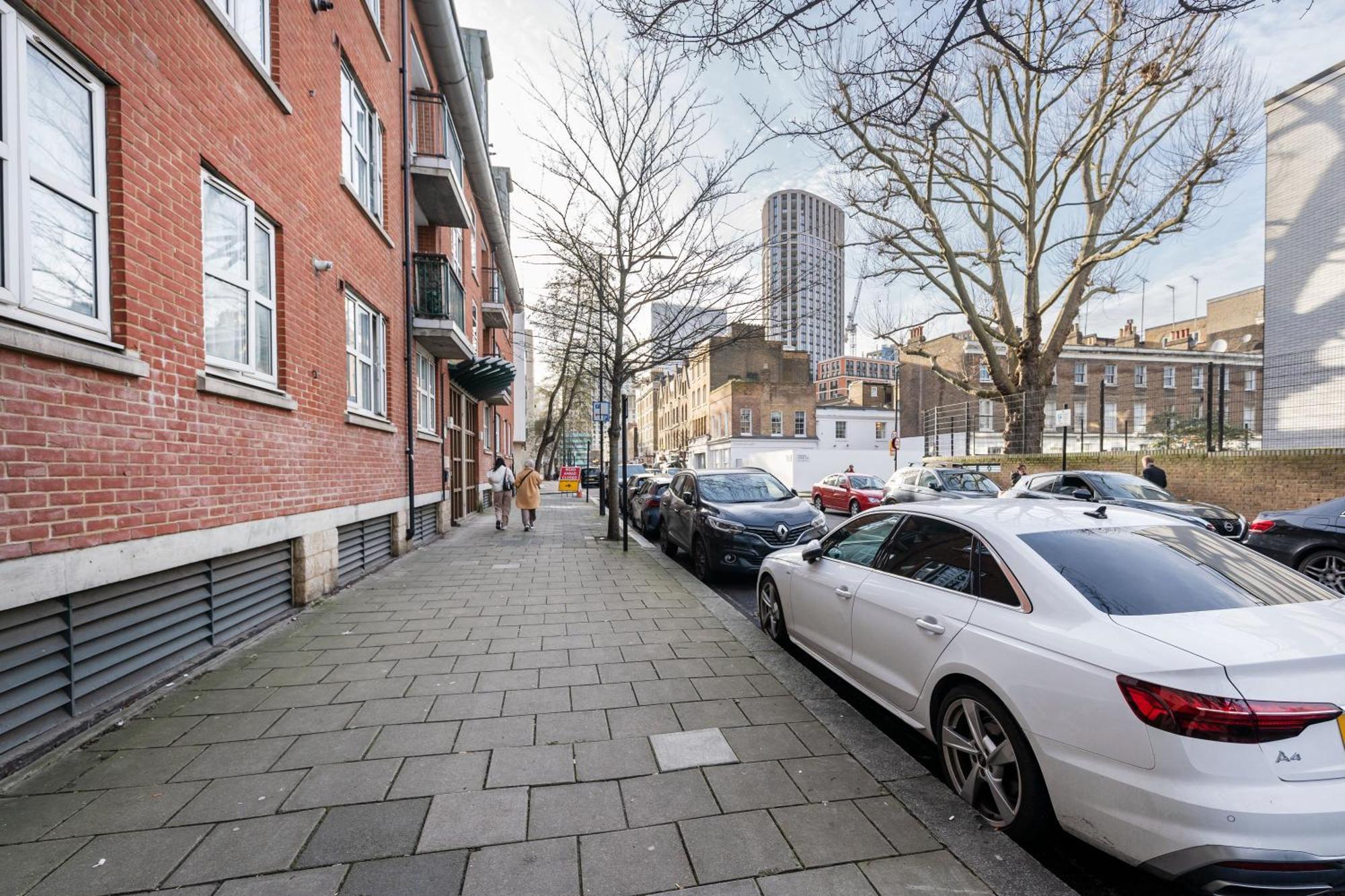 Luxury 2 Bedroom Flat In Bell Street * Londen