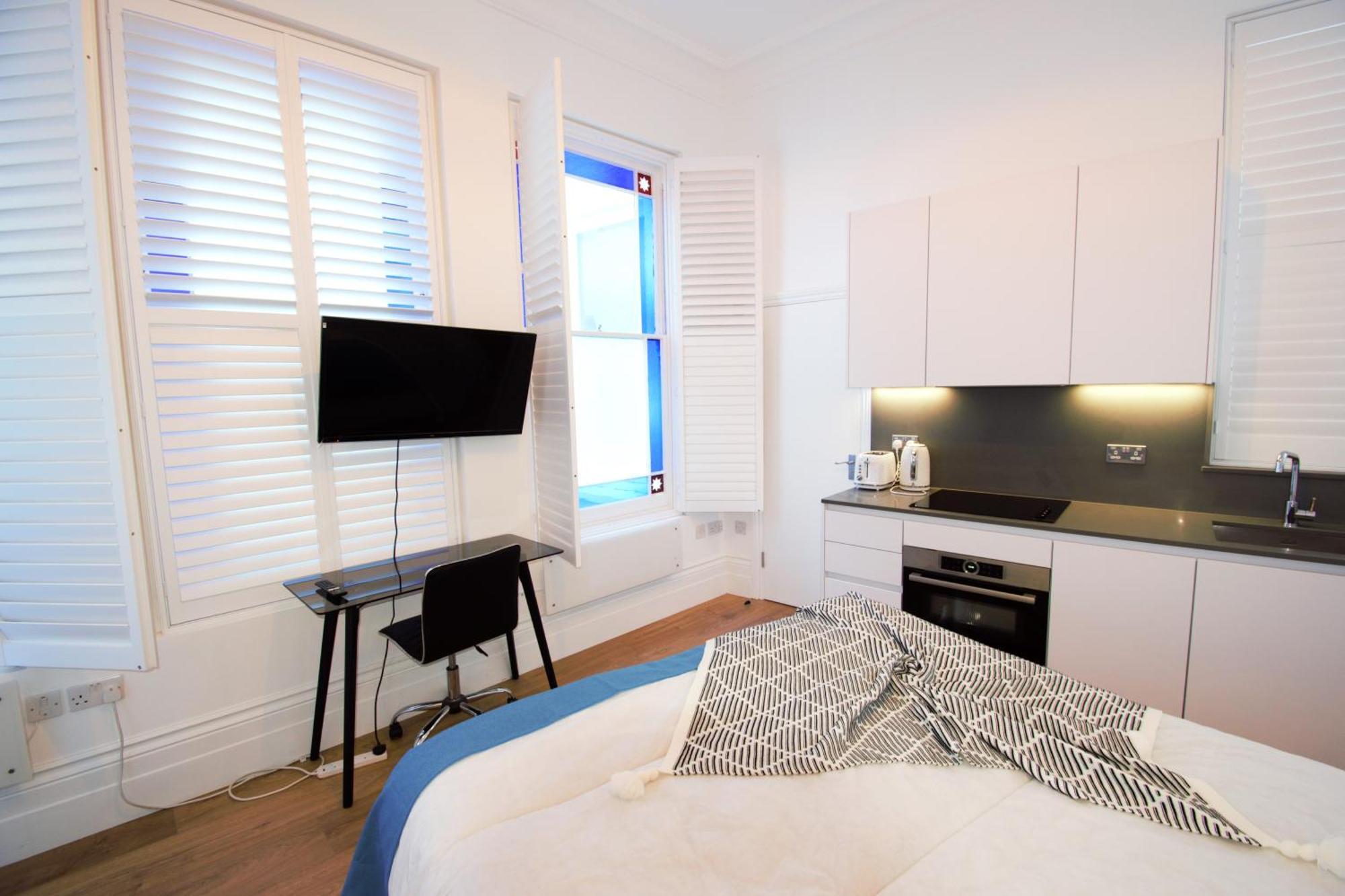 Kensington Apartment