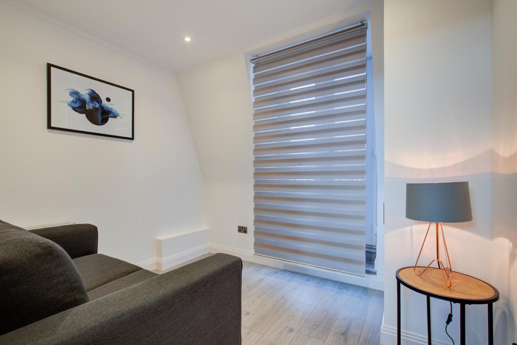 Apartment Hybrid Resi - Fulham Near Chelsea And Putney
