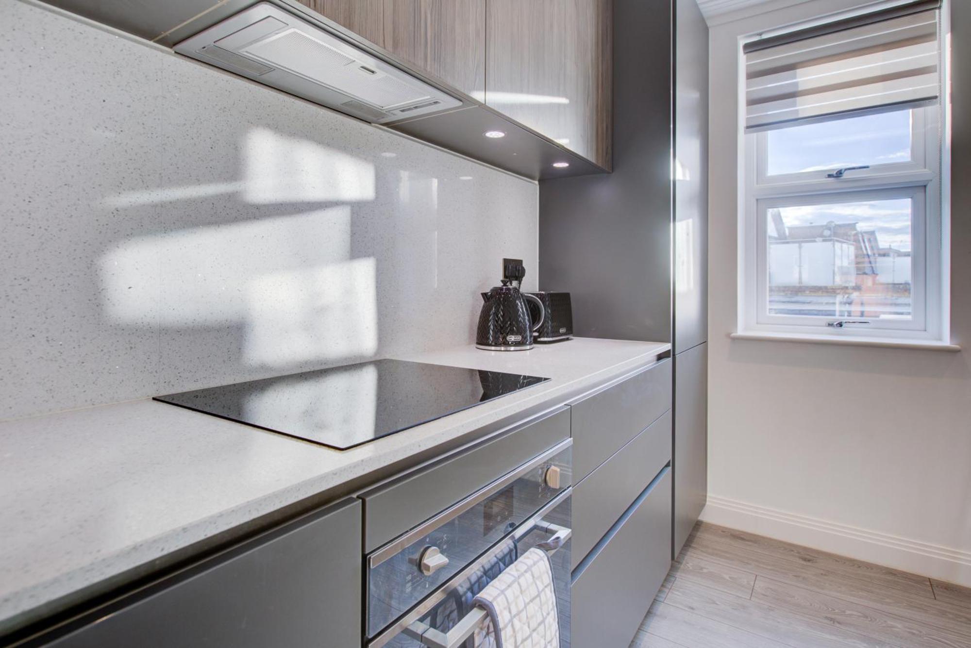 Apartment Hybrid Resi - Fulham Near Chelsea And Putney *