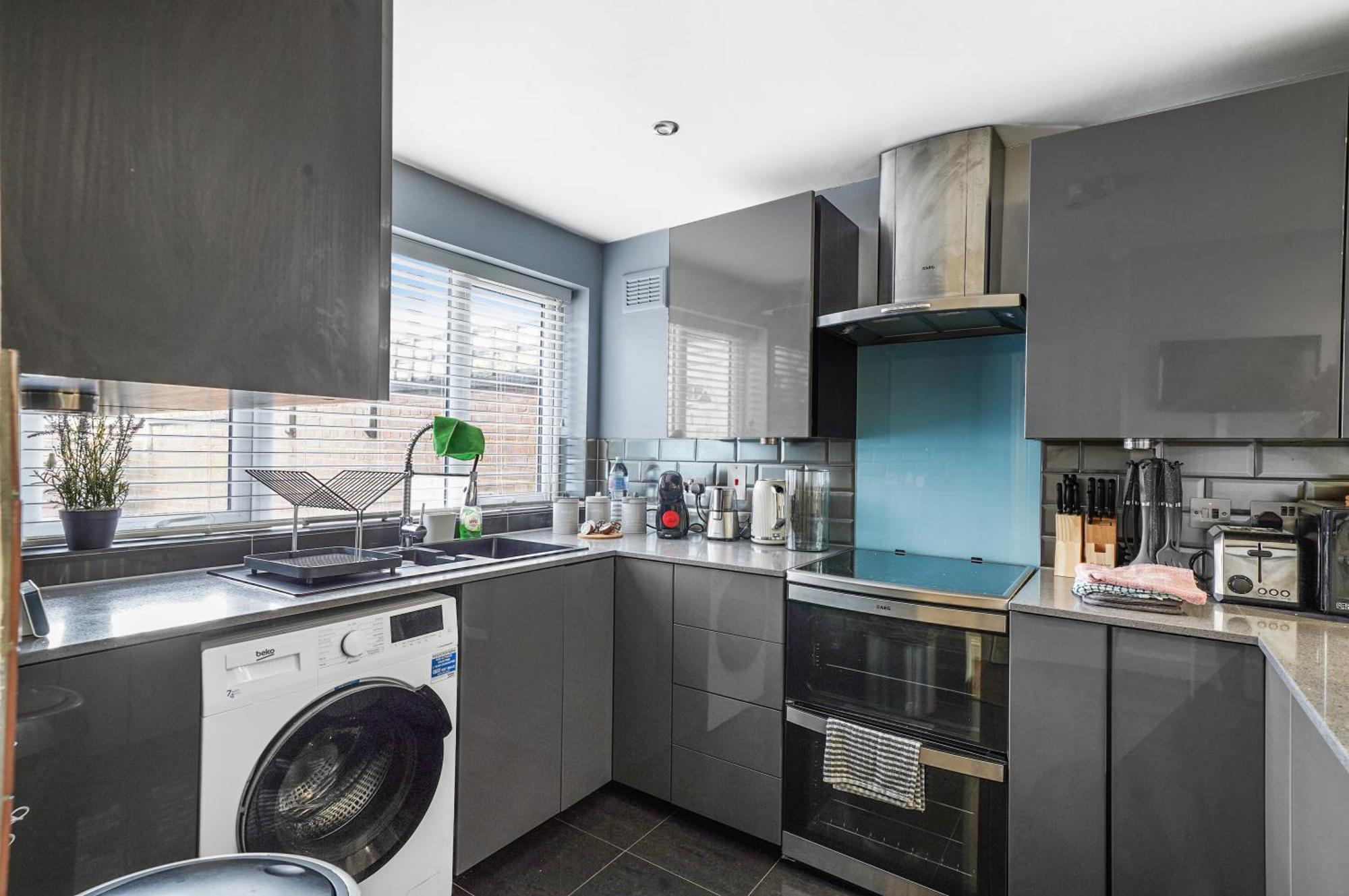 Stylish 3 Bedroom House Close To Streatham Hill Station Vakantiehuis Londen