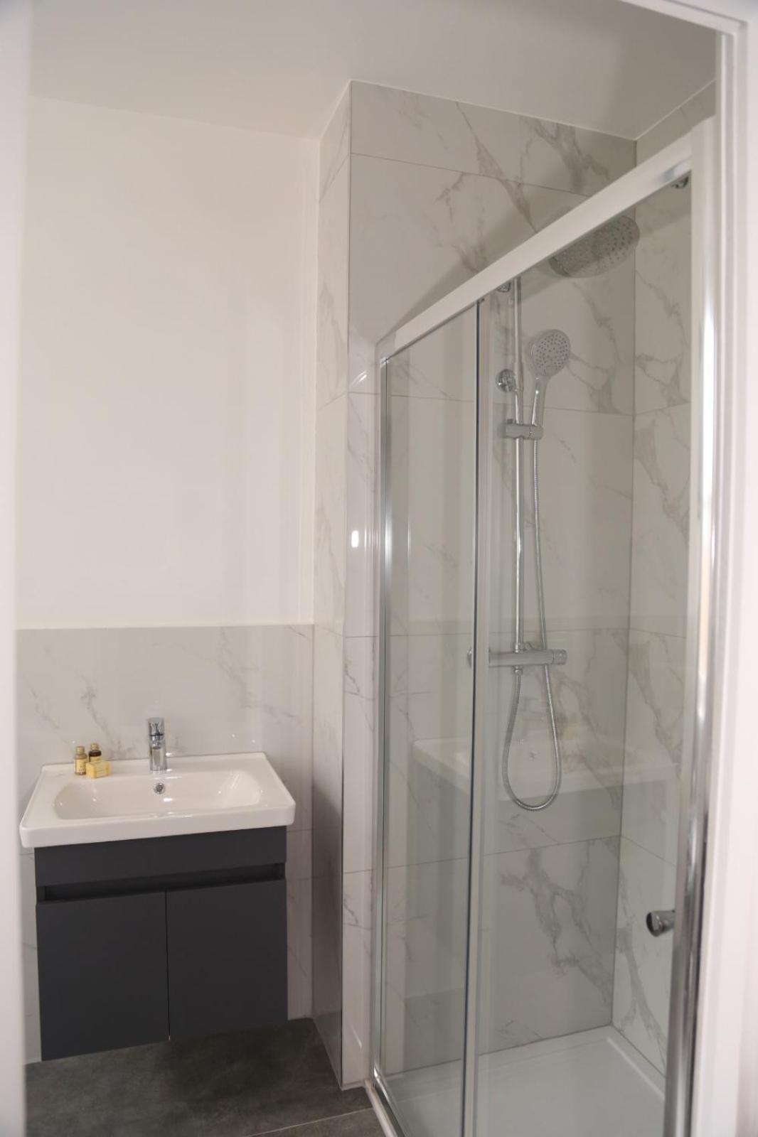 Star Warwick Mansions 4-bed Retreat Appartement *