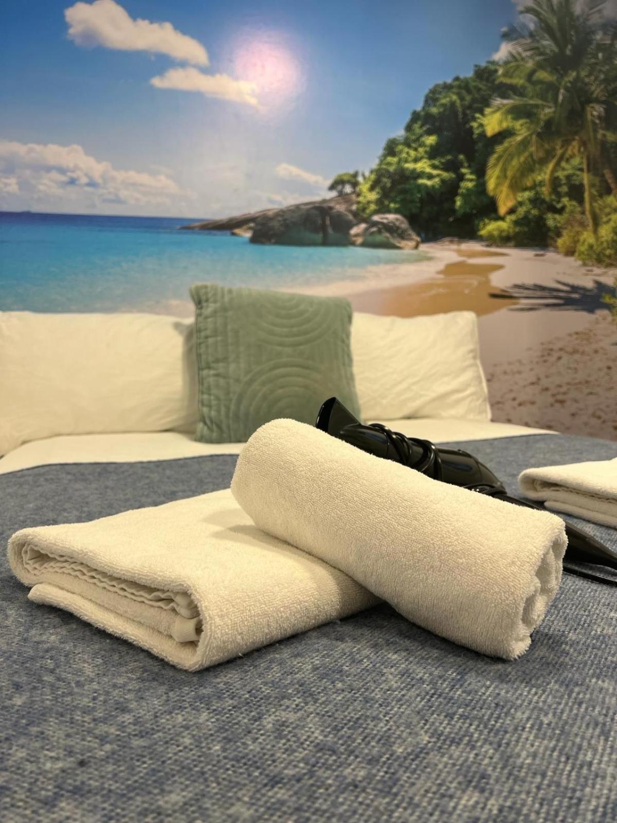 Homestay Comfy Private Bedrooms In Euston, London
