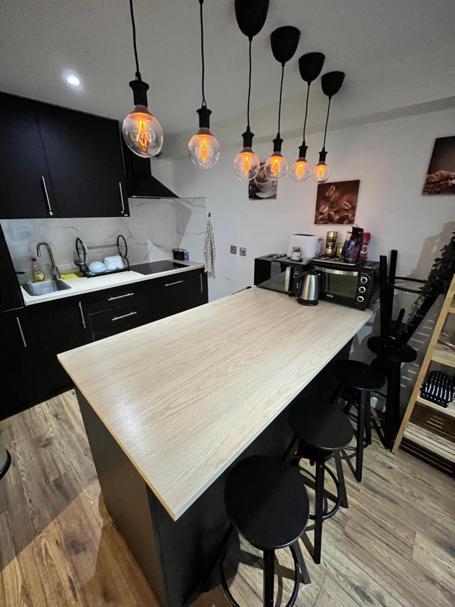 Kamilla's Zone-1 Homestay London