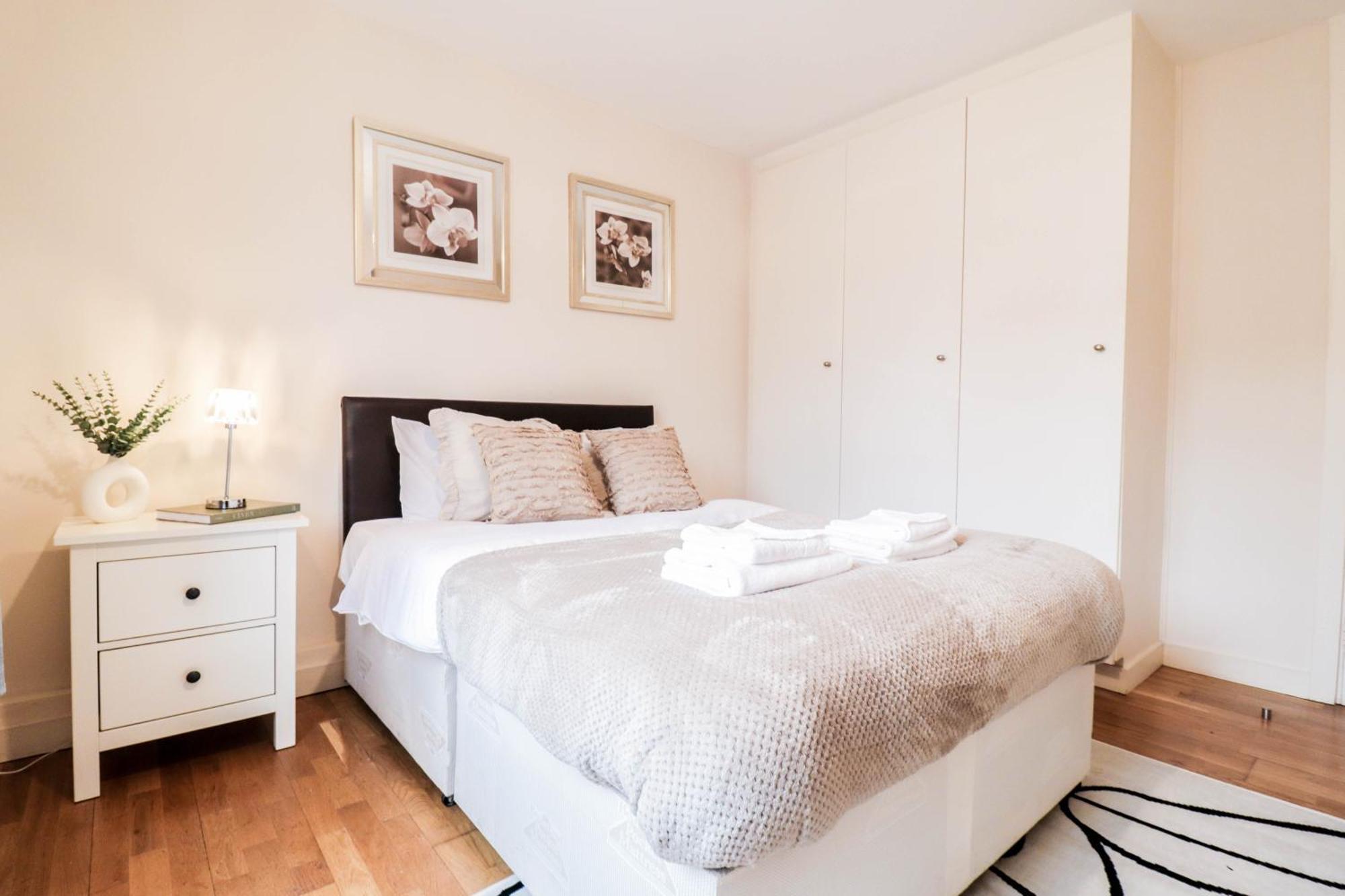 Gorgeous 2-bedroom *
