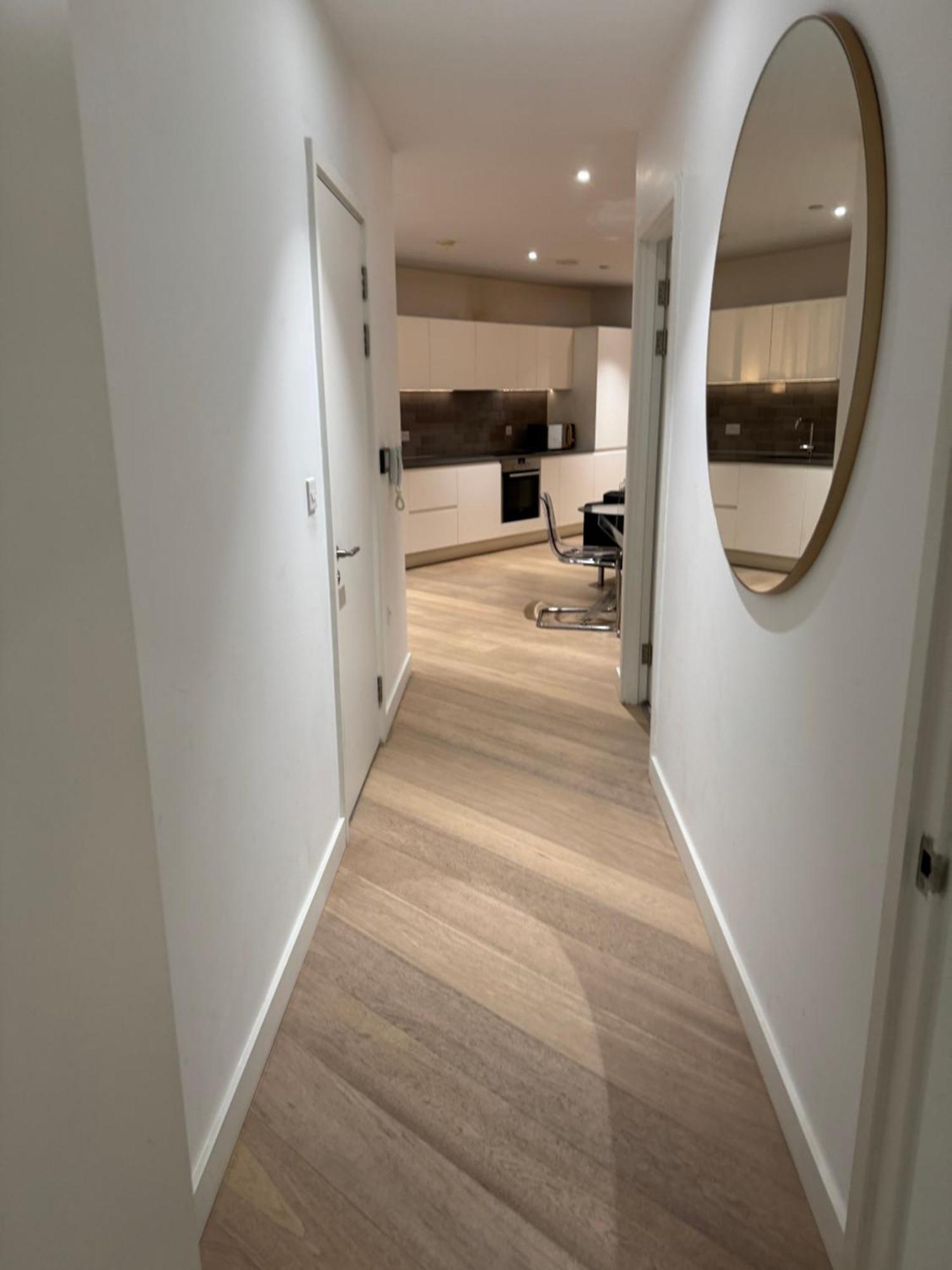 Docklands Stunning 2 Bed * London