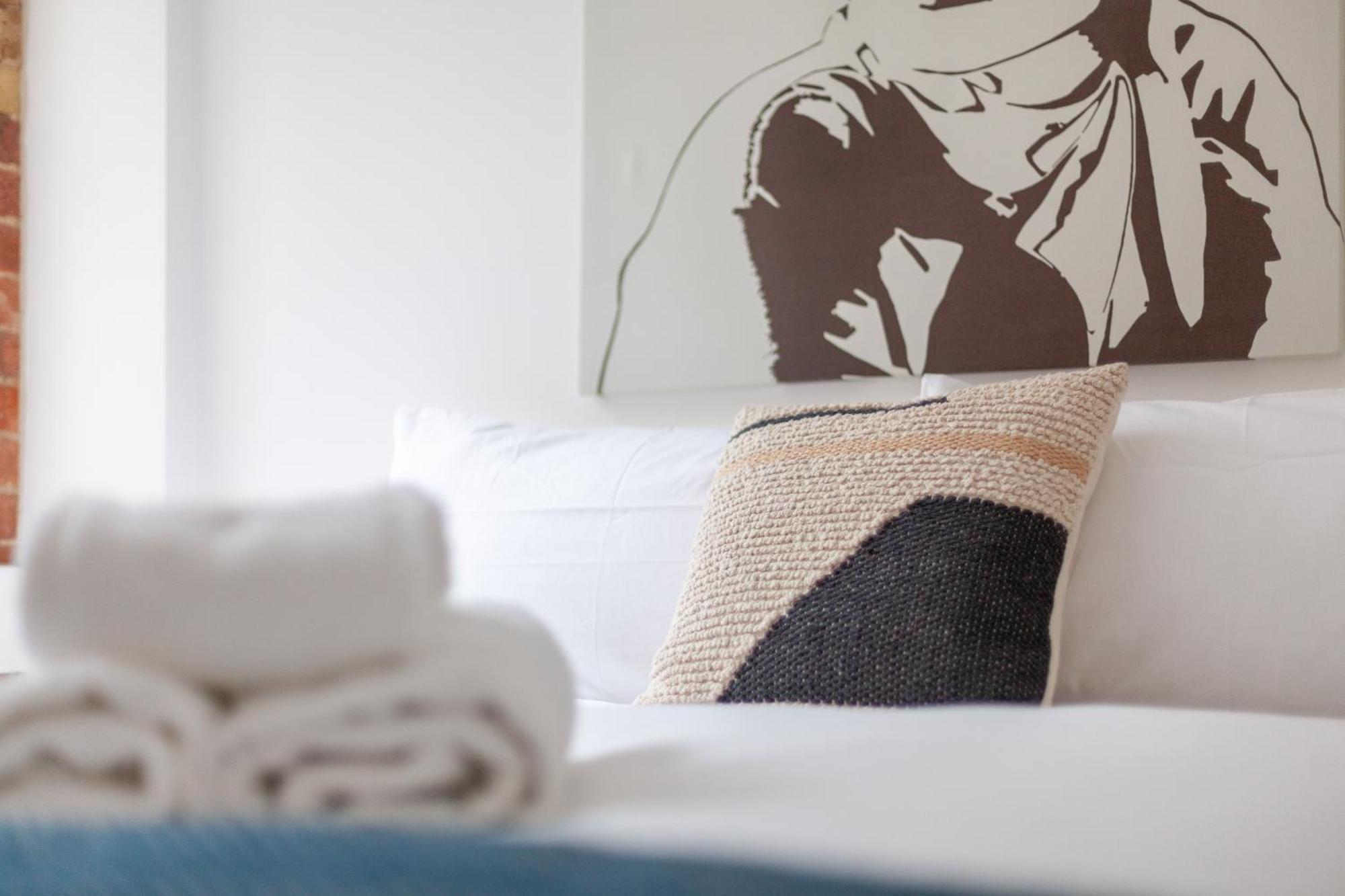 Elegance & Chic Design - 2-bedroom Haven Leilighet London