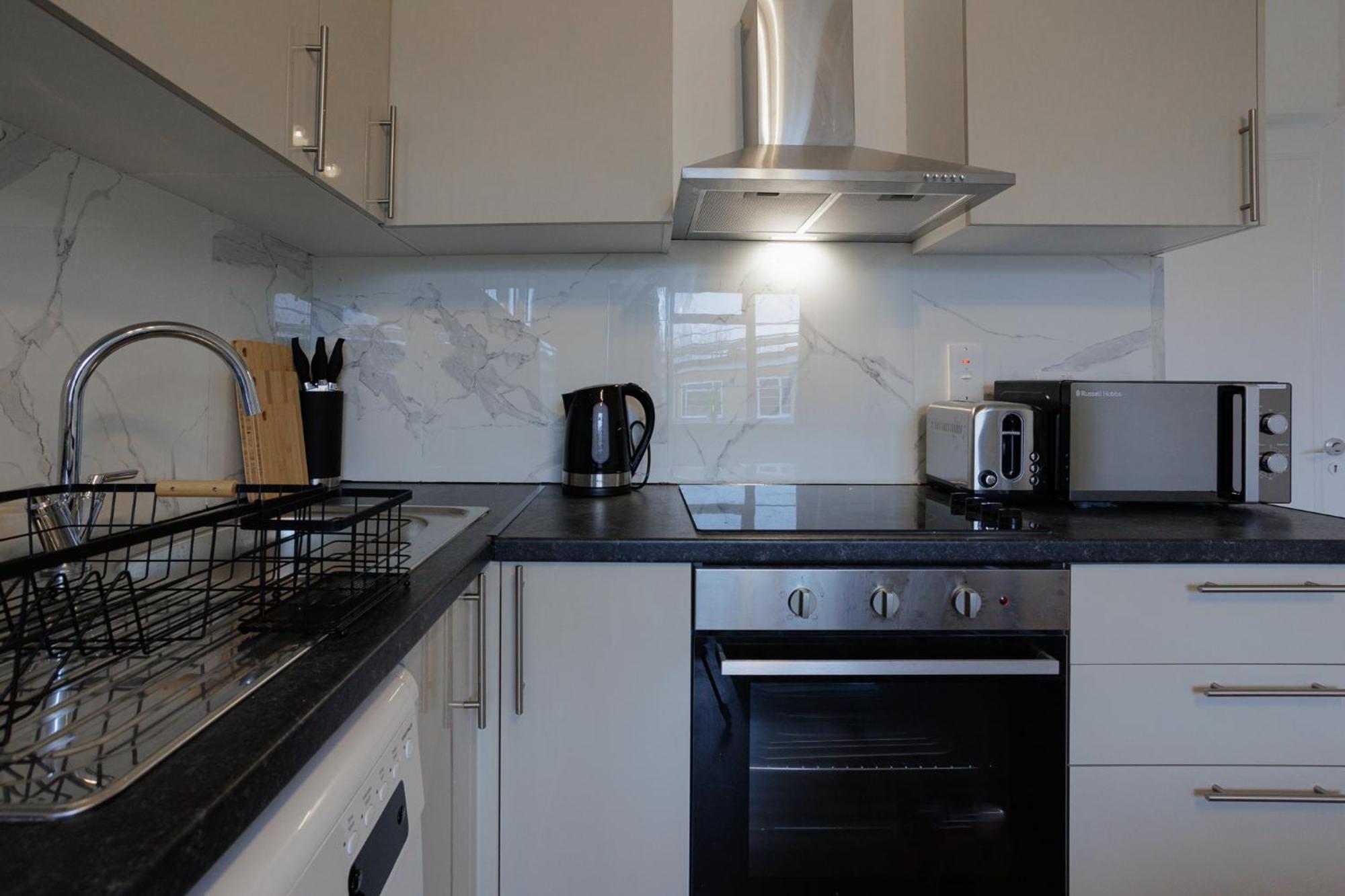 2 Bedroom By Arhouse Short Lets & Serviced Highbury With Free Wifi London