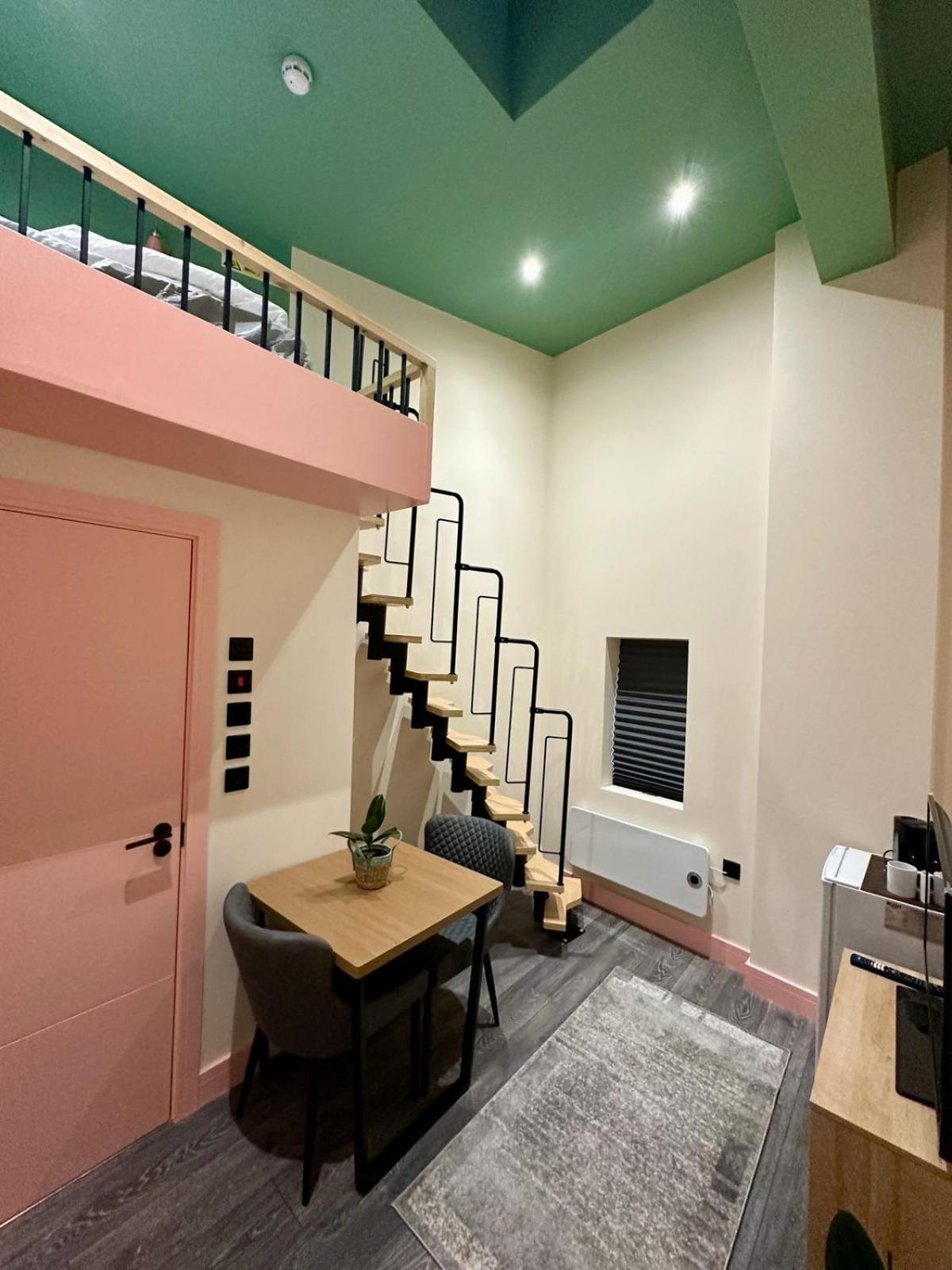 Cozy En-suite Loft In Trendy Local Gasthuis *
