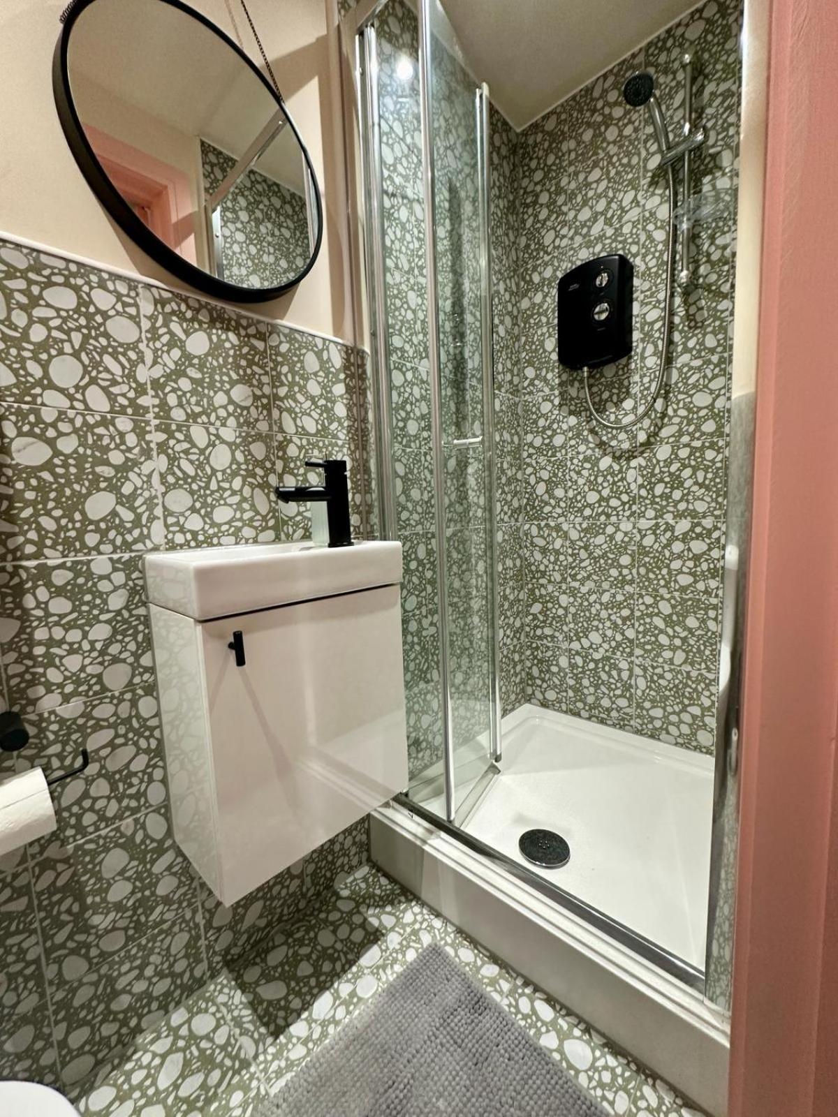 Cozy En-suite Loft In Trendy Local Gasthuis *